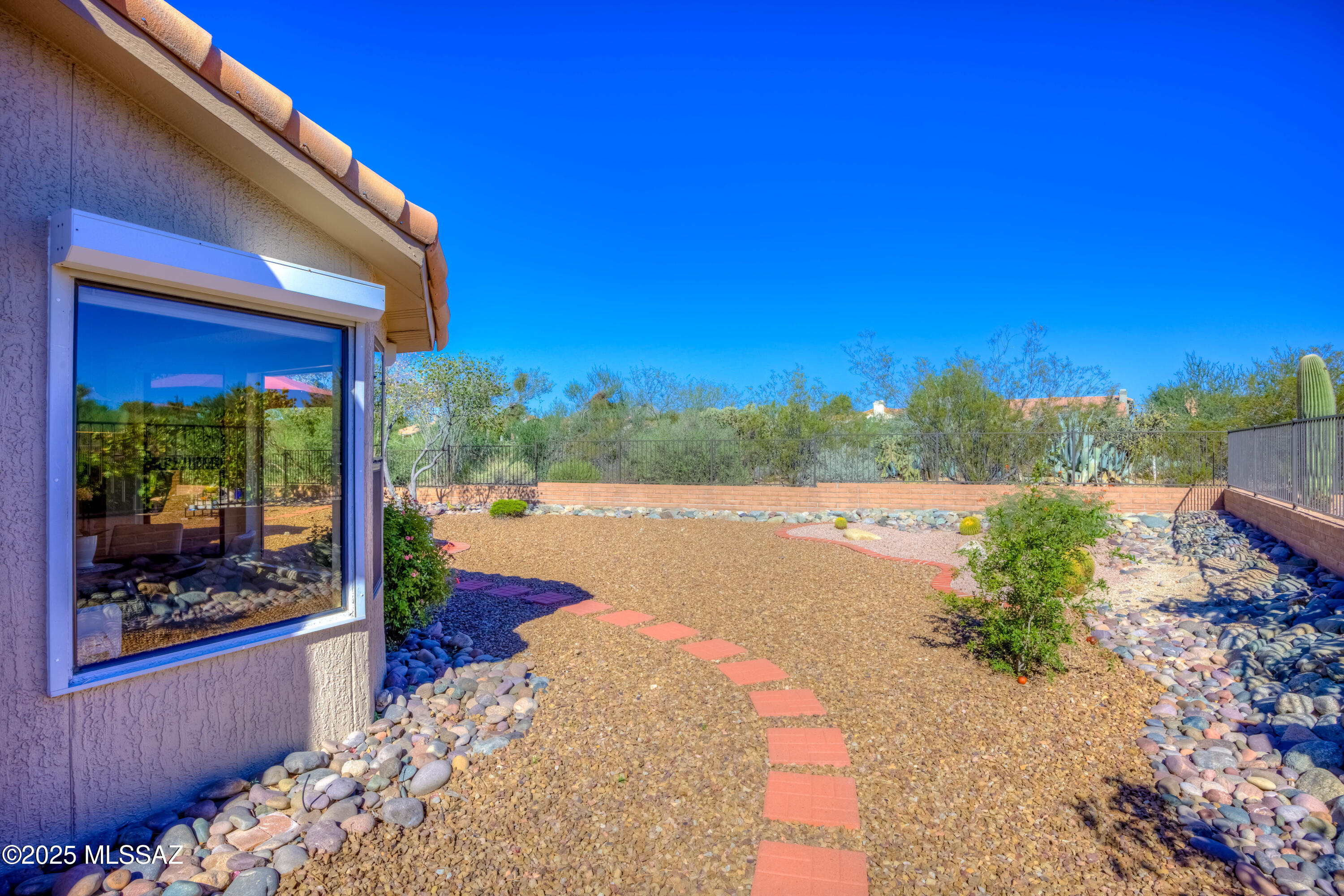 1449 E Bright Angel Drive