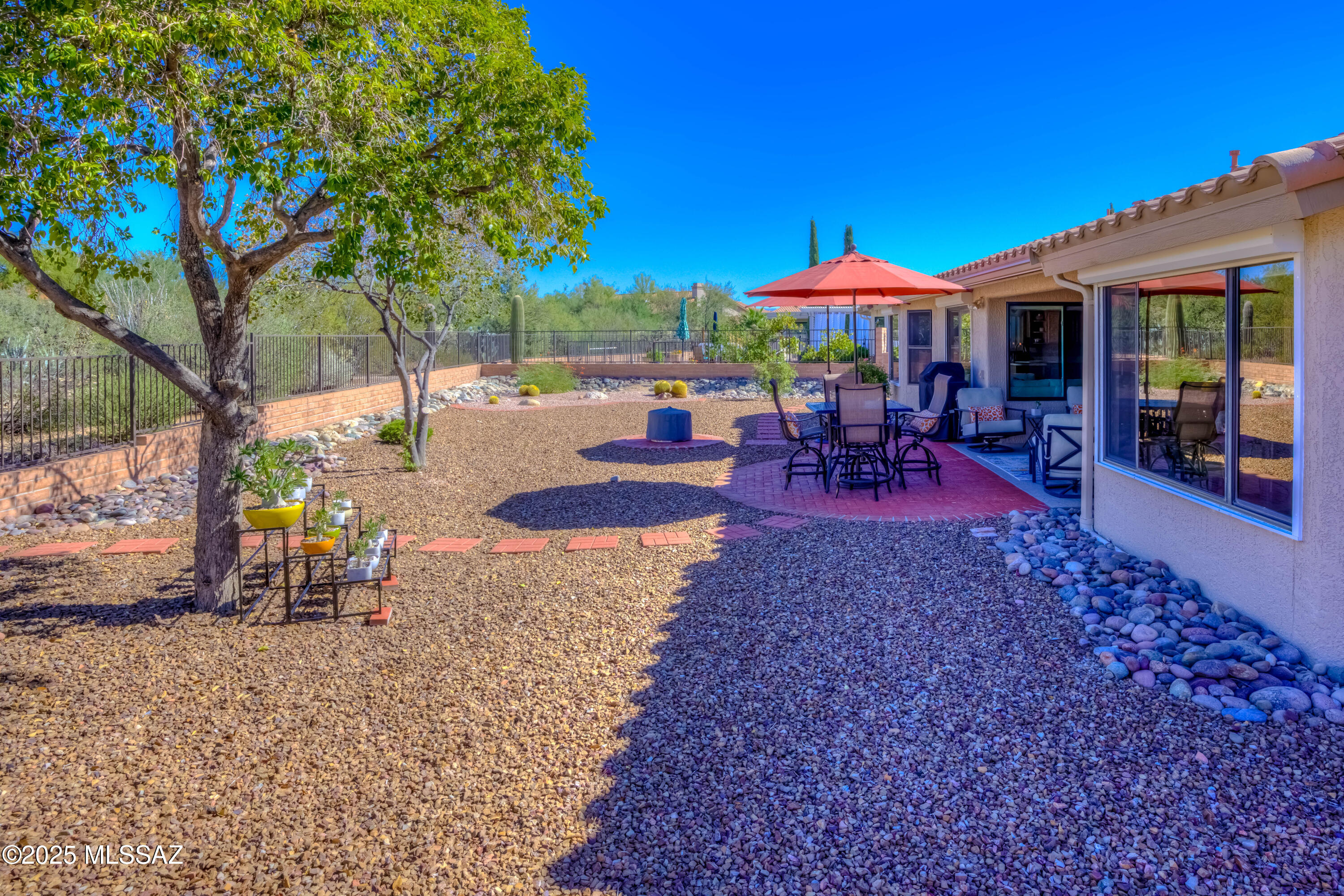 1449 E Bright Angel Drive