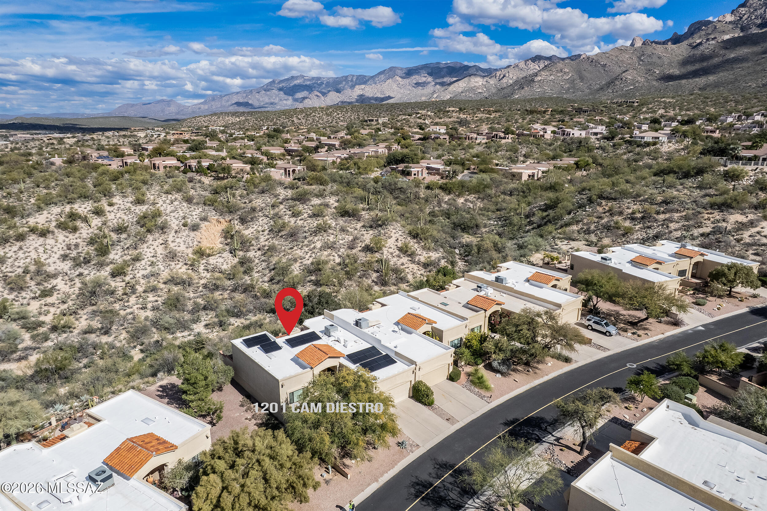 1201 Camino Diestro