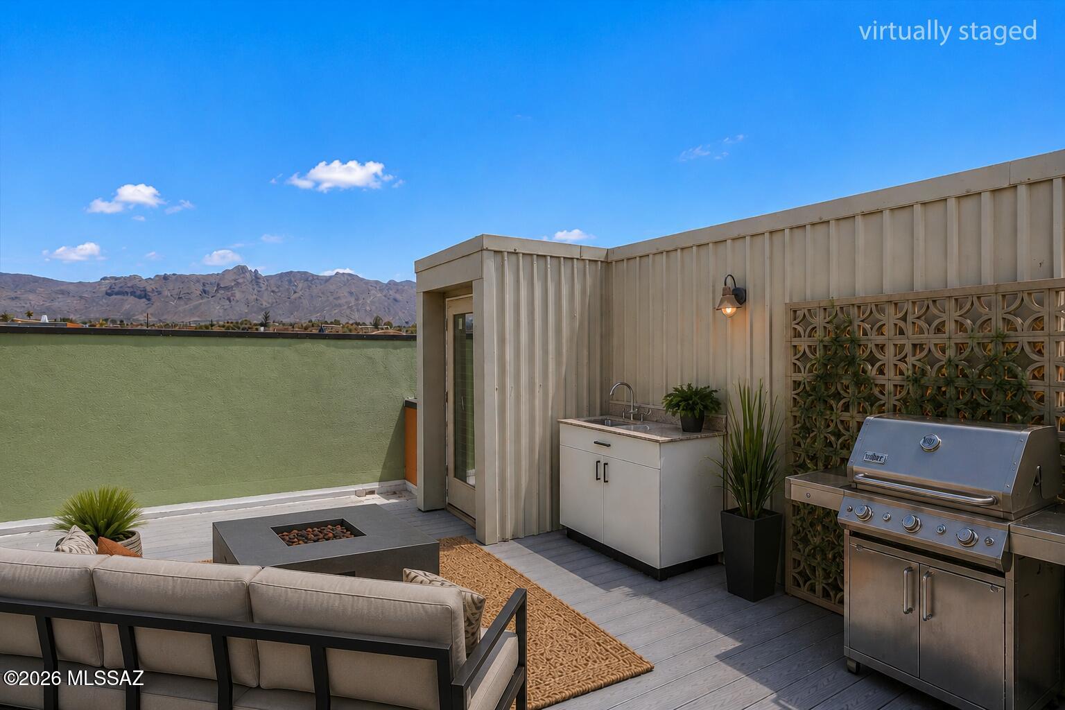2442 E Blue Diamond Drive