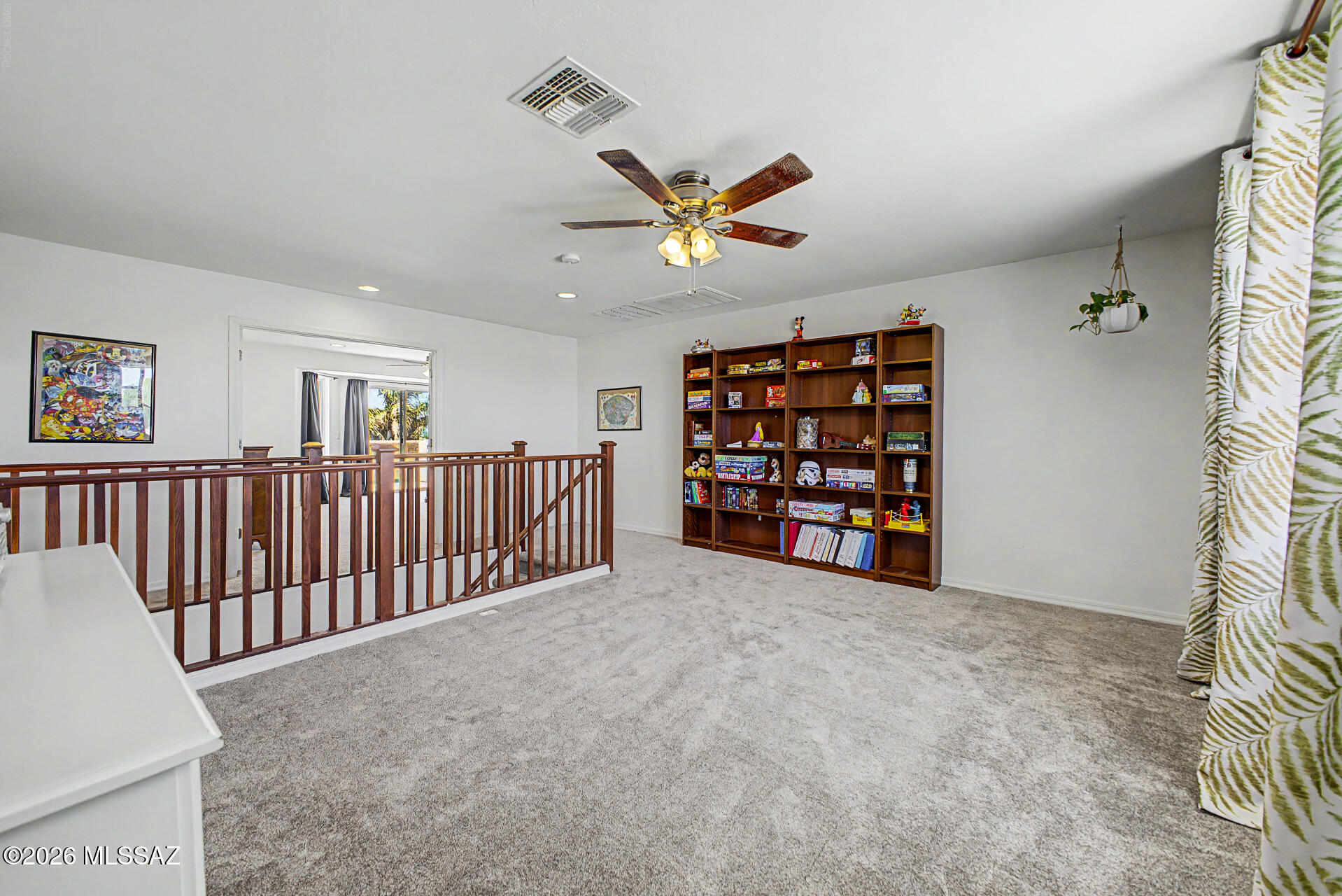 3602 E Canter Road