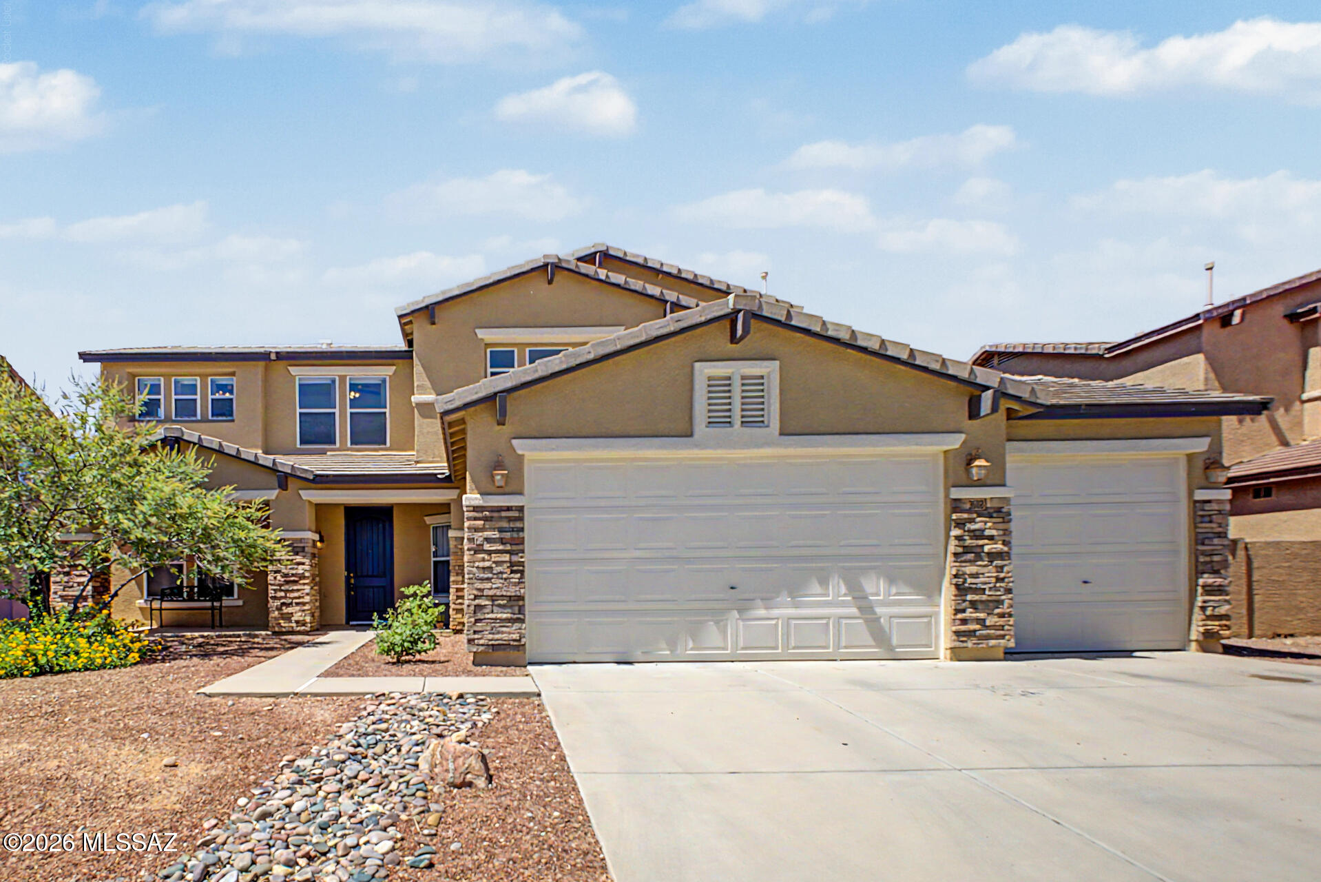 3602 E Canter Road