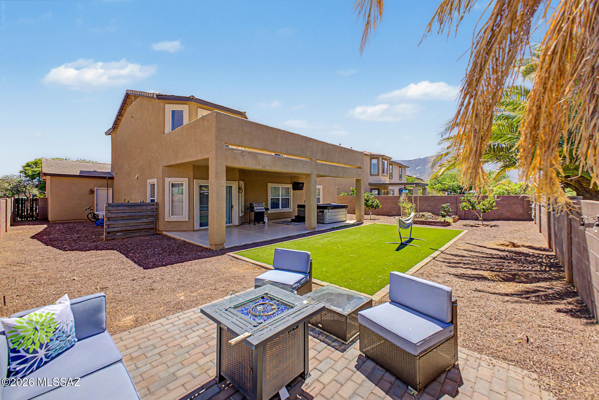 3602 E Canter Road