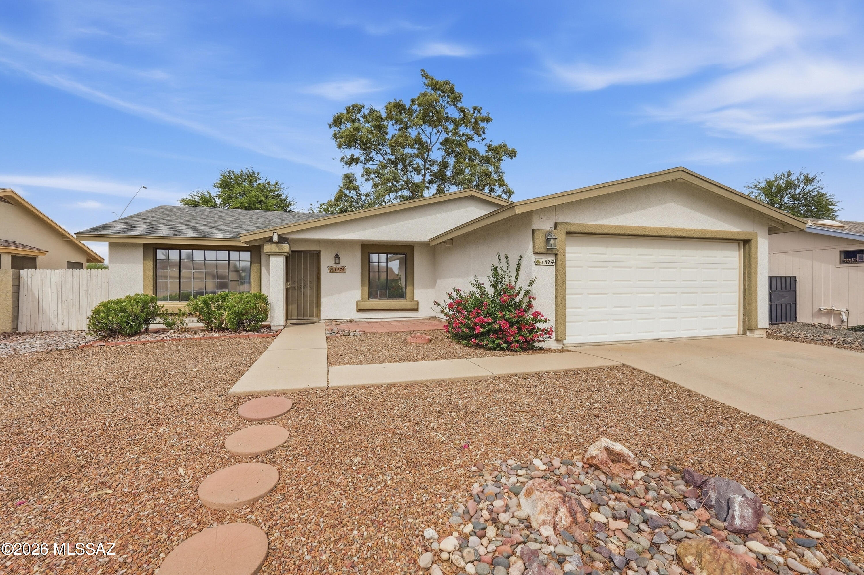 1574 W Highsmith Drive