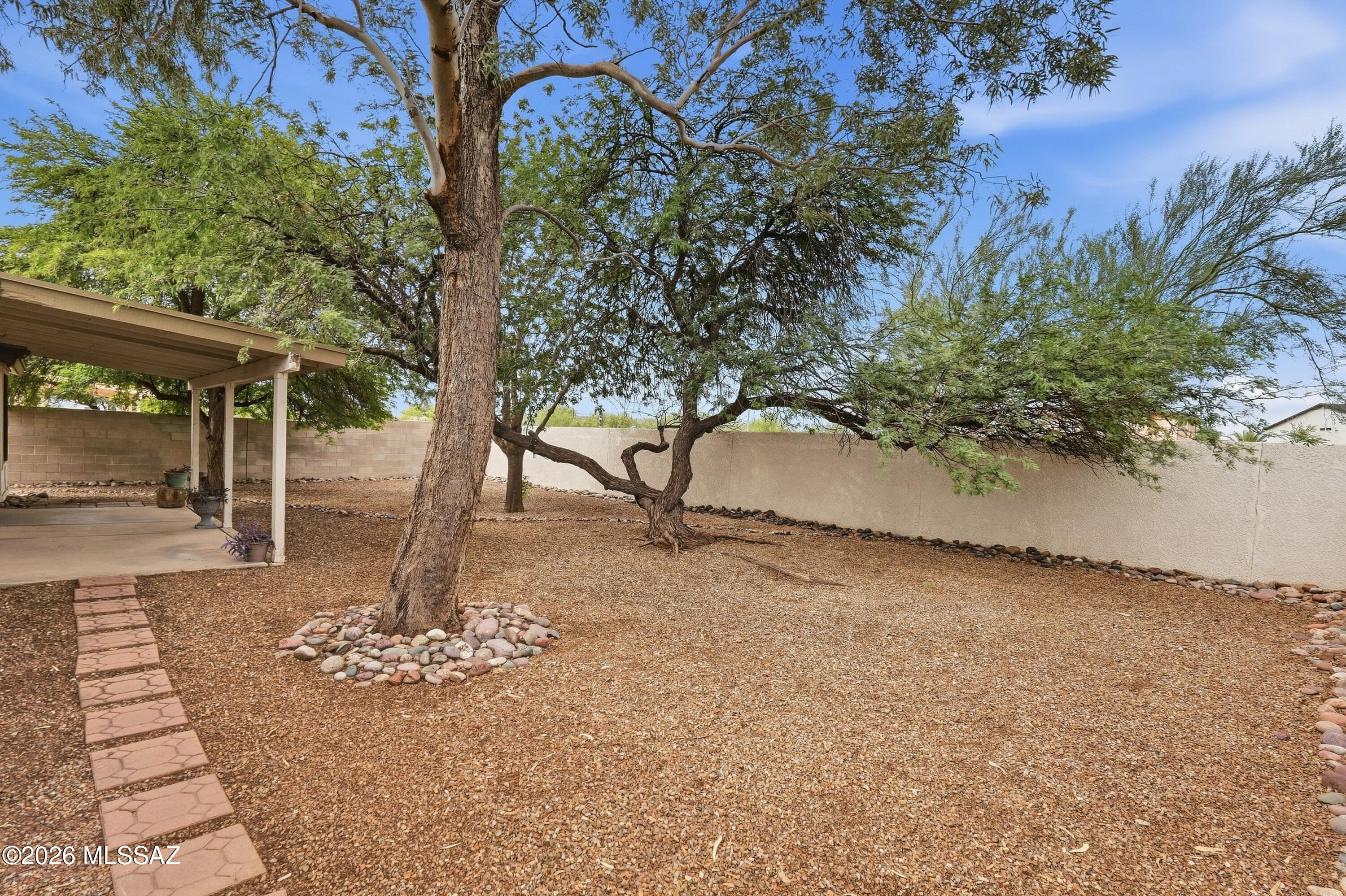 1574 W Highsmith Drive