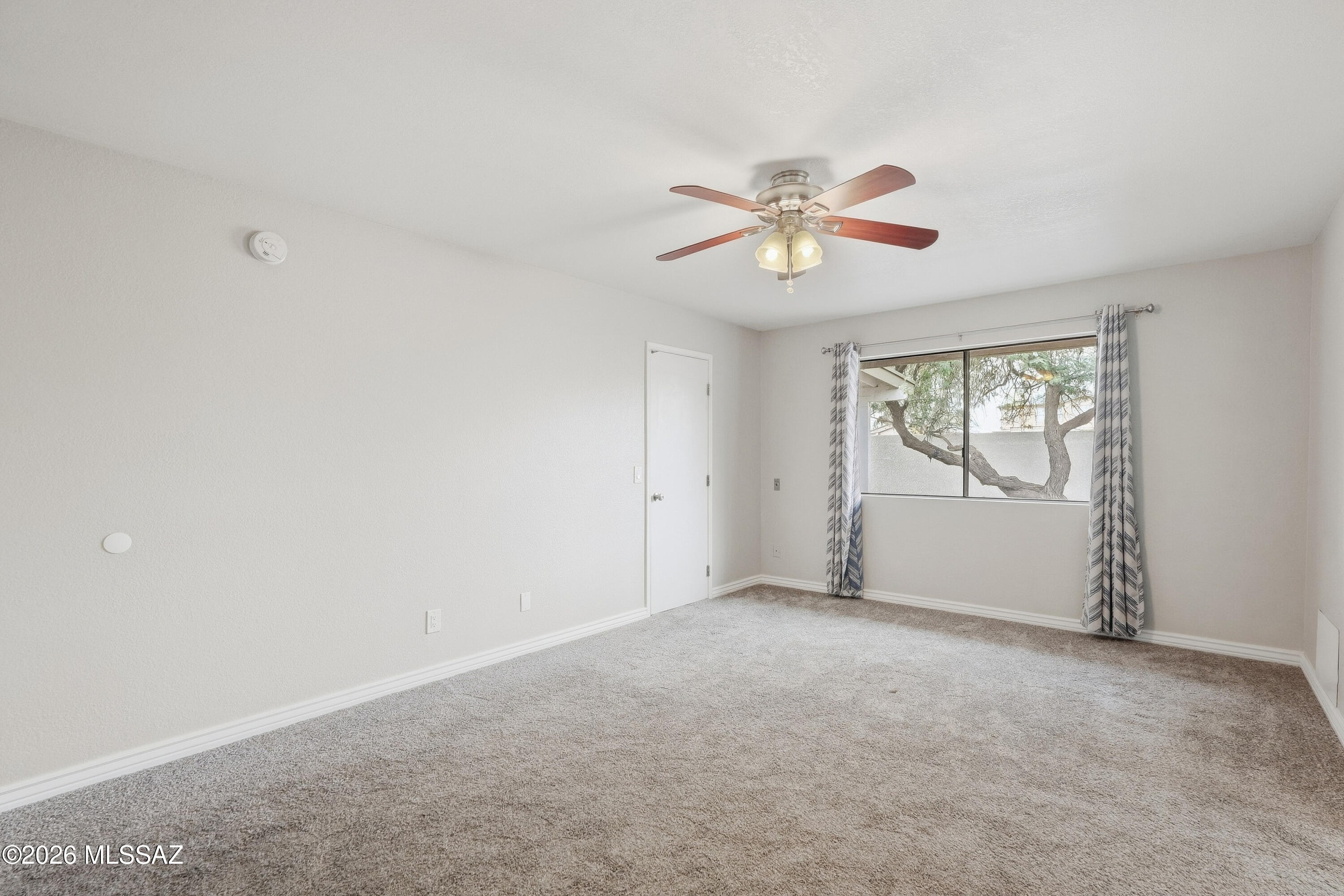 1574 W Highsmith Drive