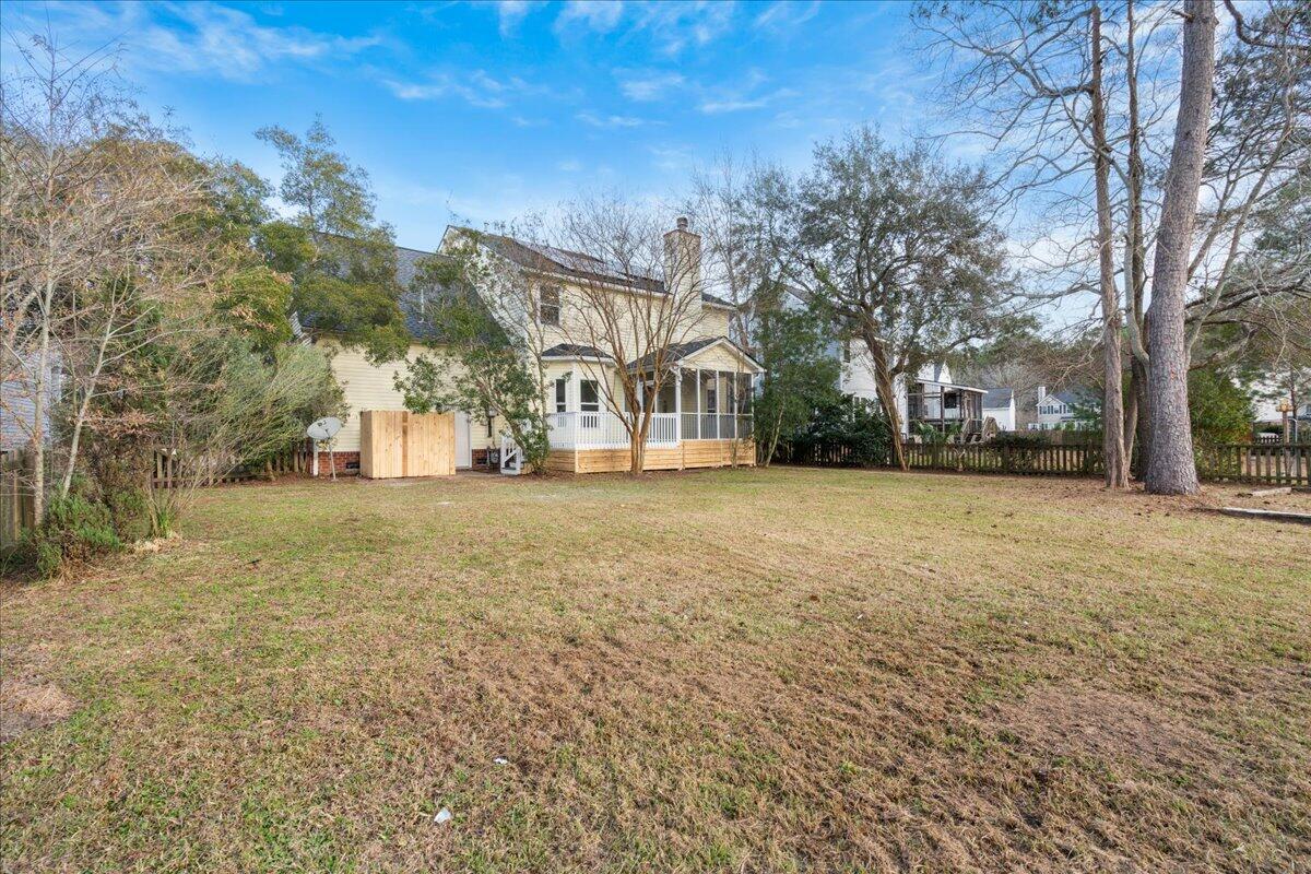 1876 N Smokerise Way