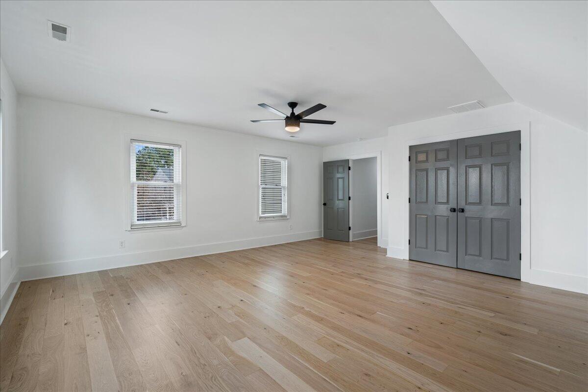 1876 N Smokerise Way