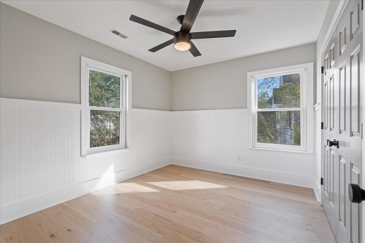 1876 N Smokerise Way