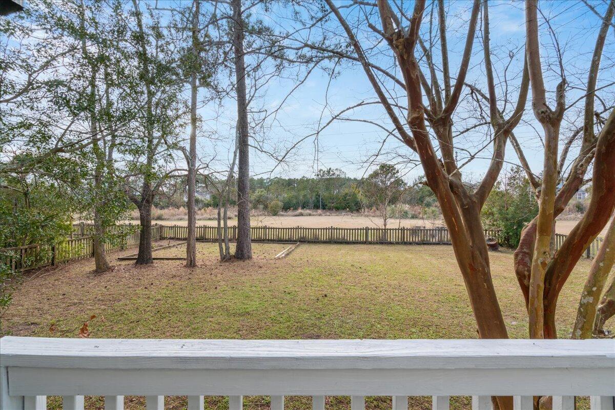 1876 N Smokerise Way