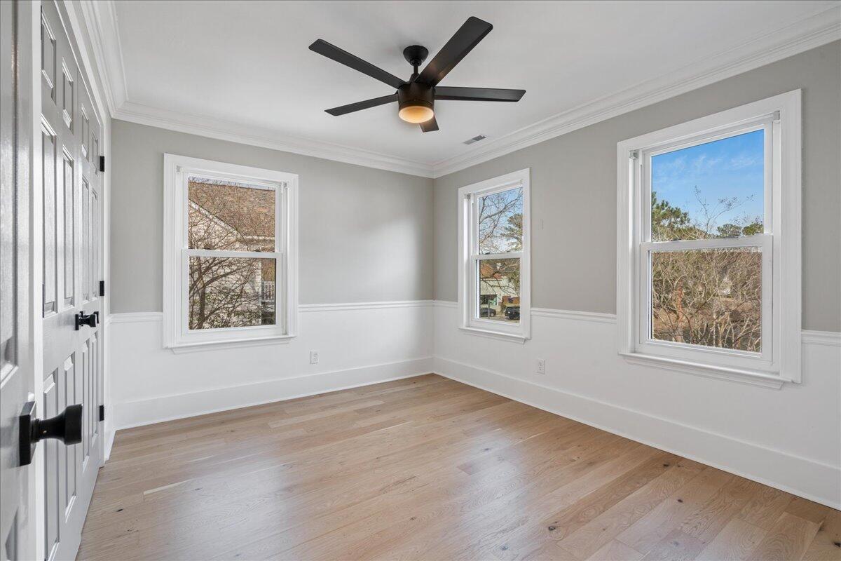 1876 N Smokerise Way