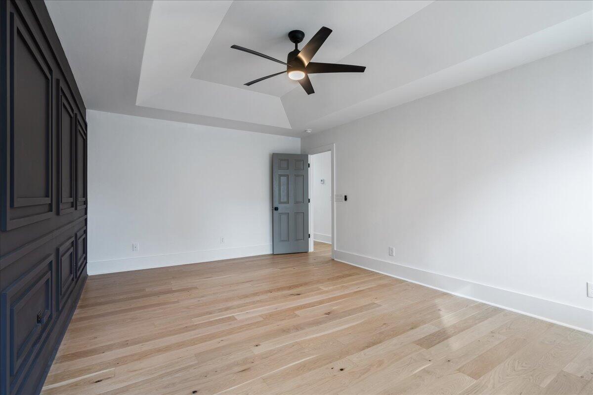 1876 N Smokerise Way