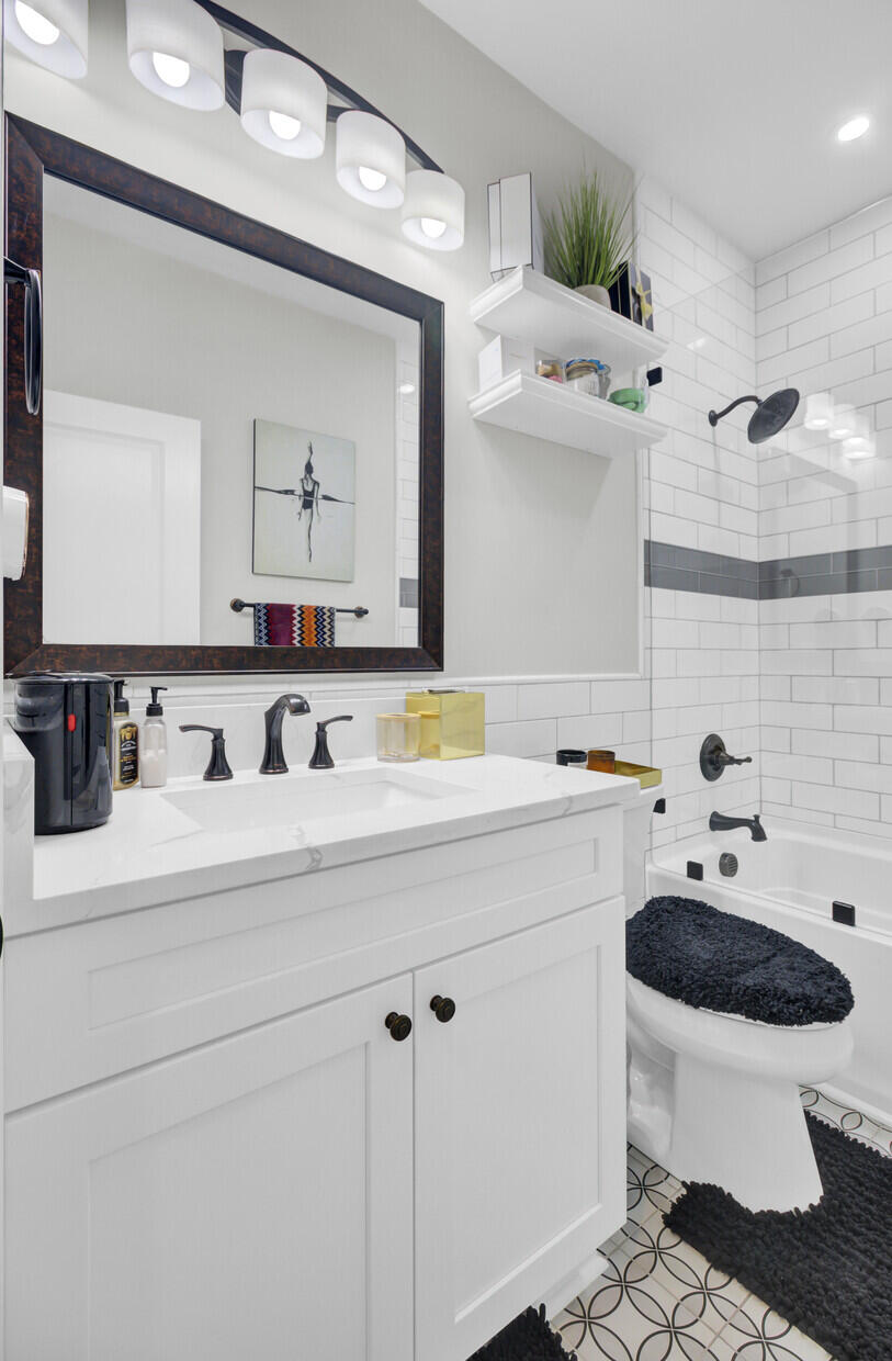 1208 Red Buckeye Court