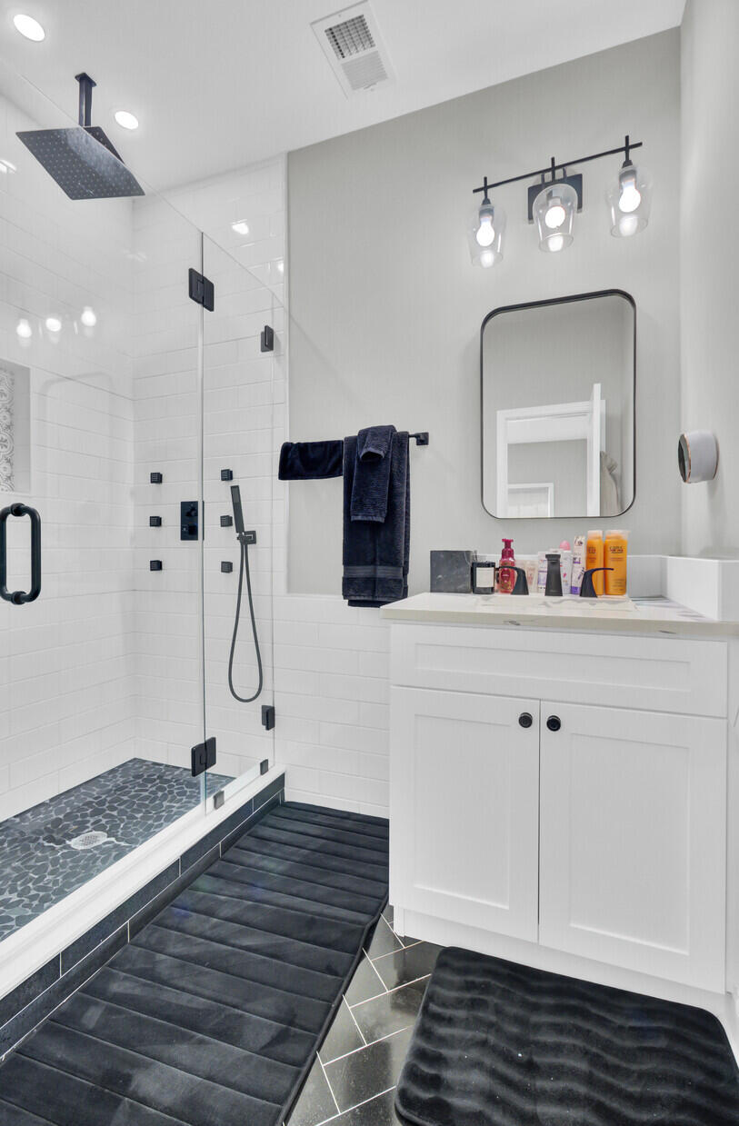 1208 Red Buckeye Court