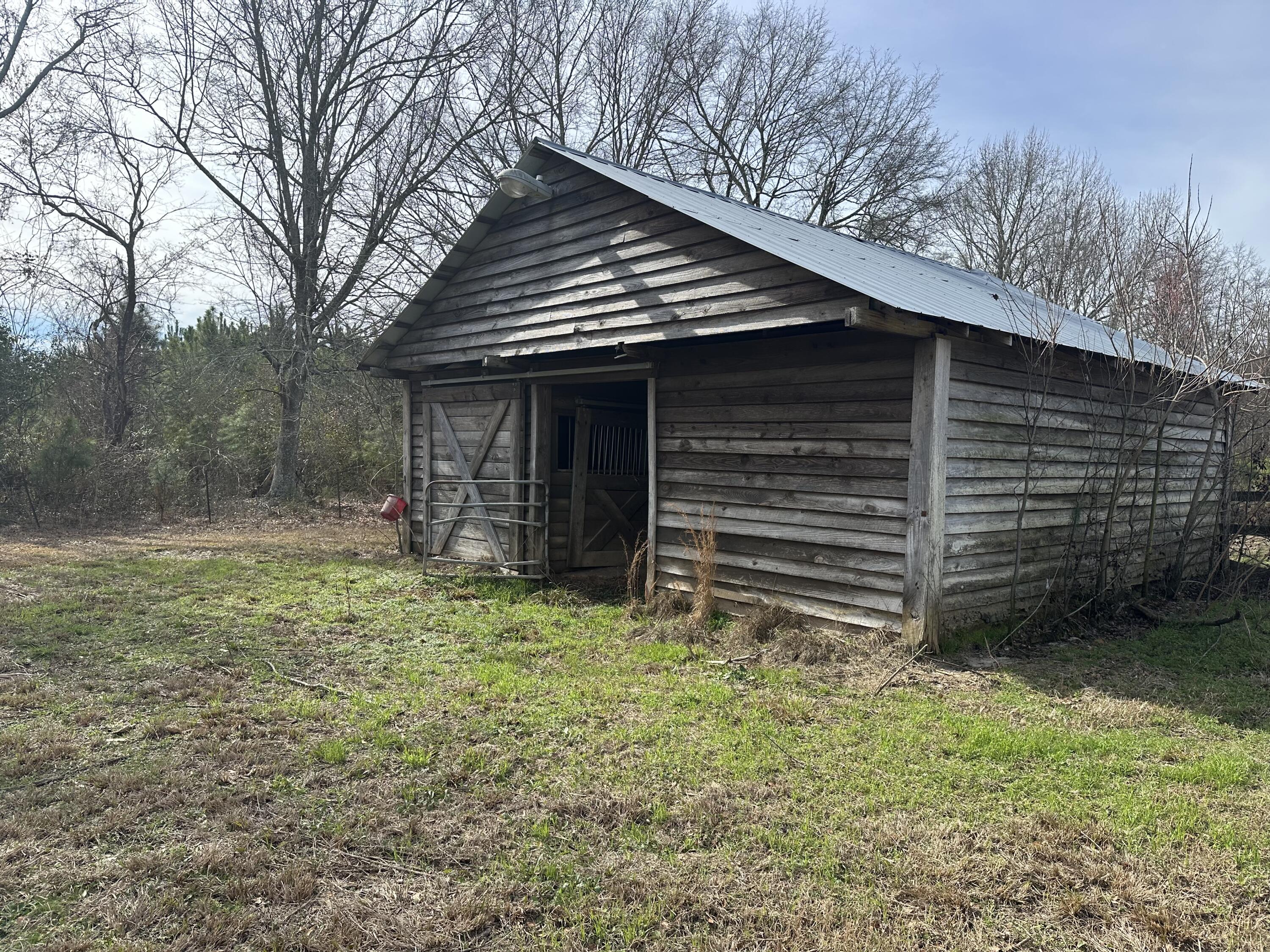 129 Farmers Market Road