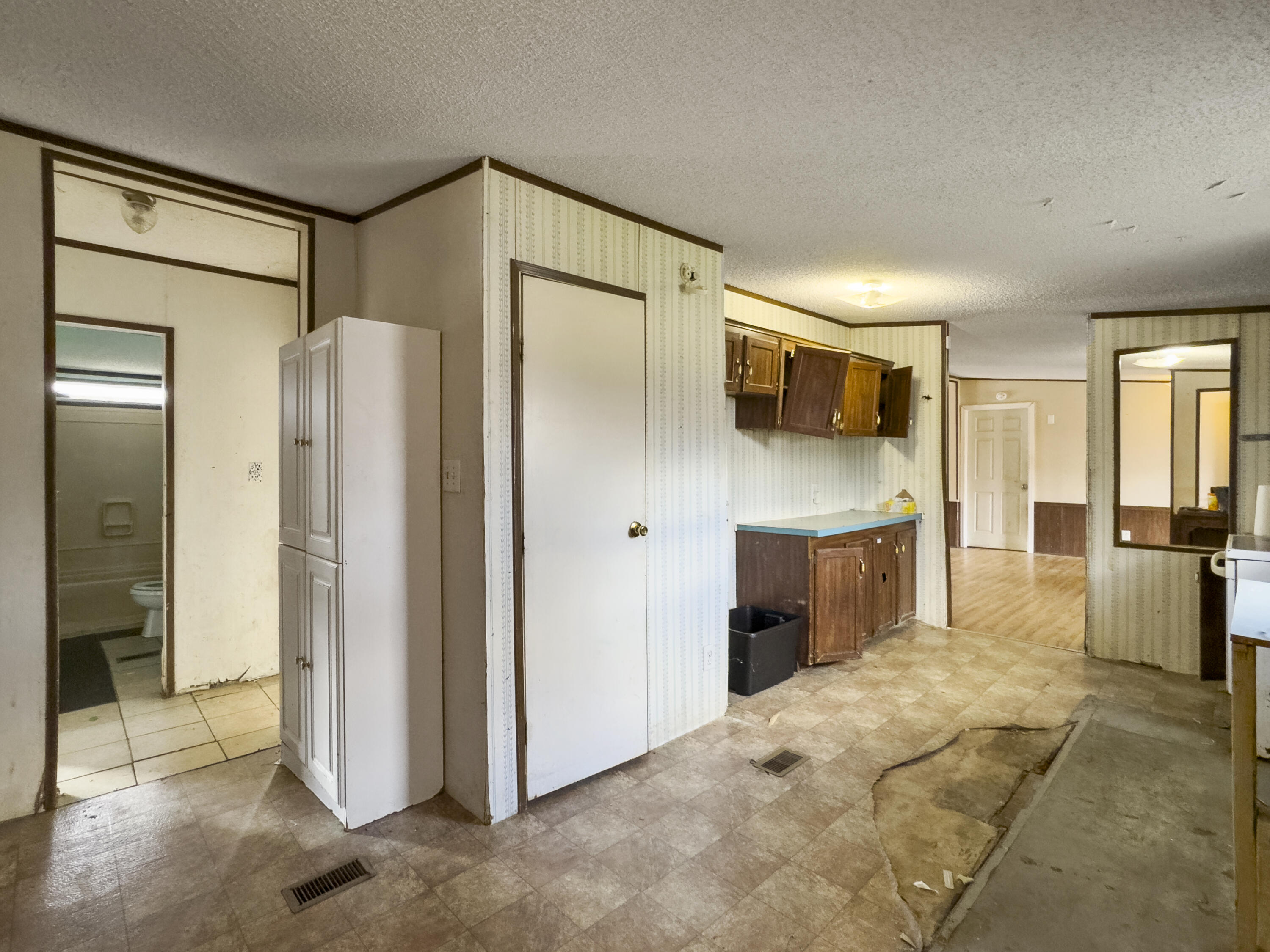 129 Farmers Market Road