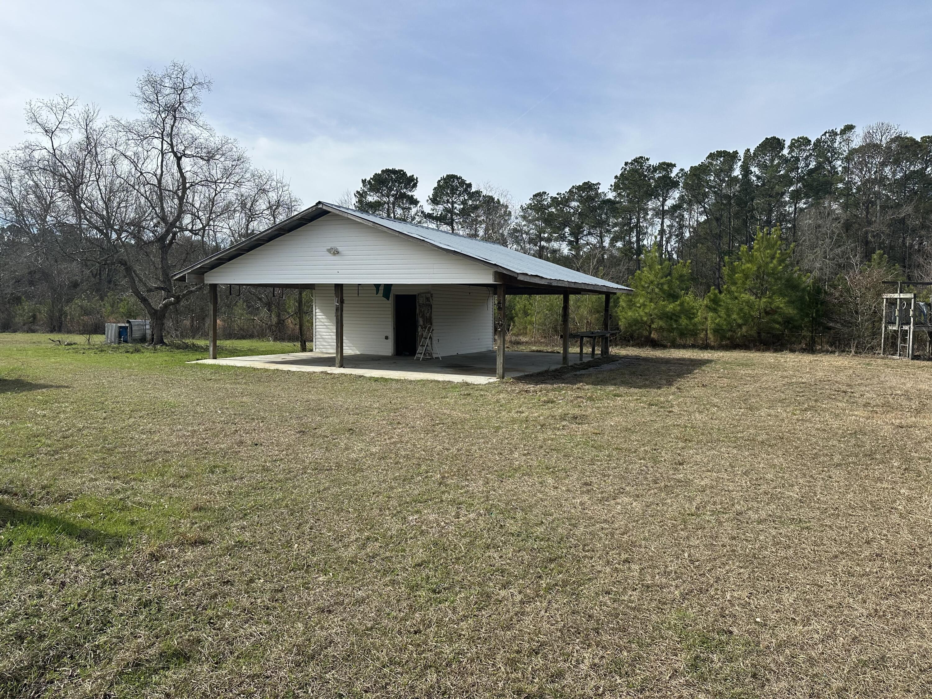 129 Farmers Market Road