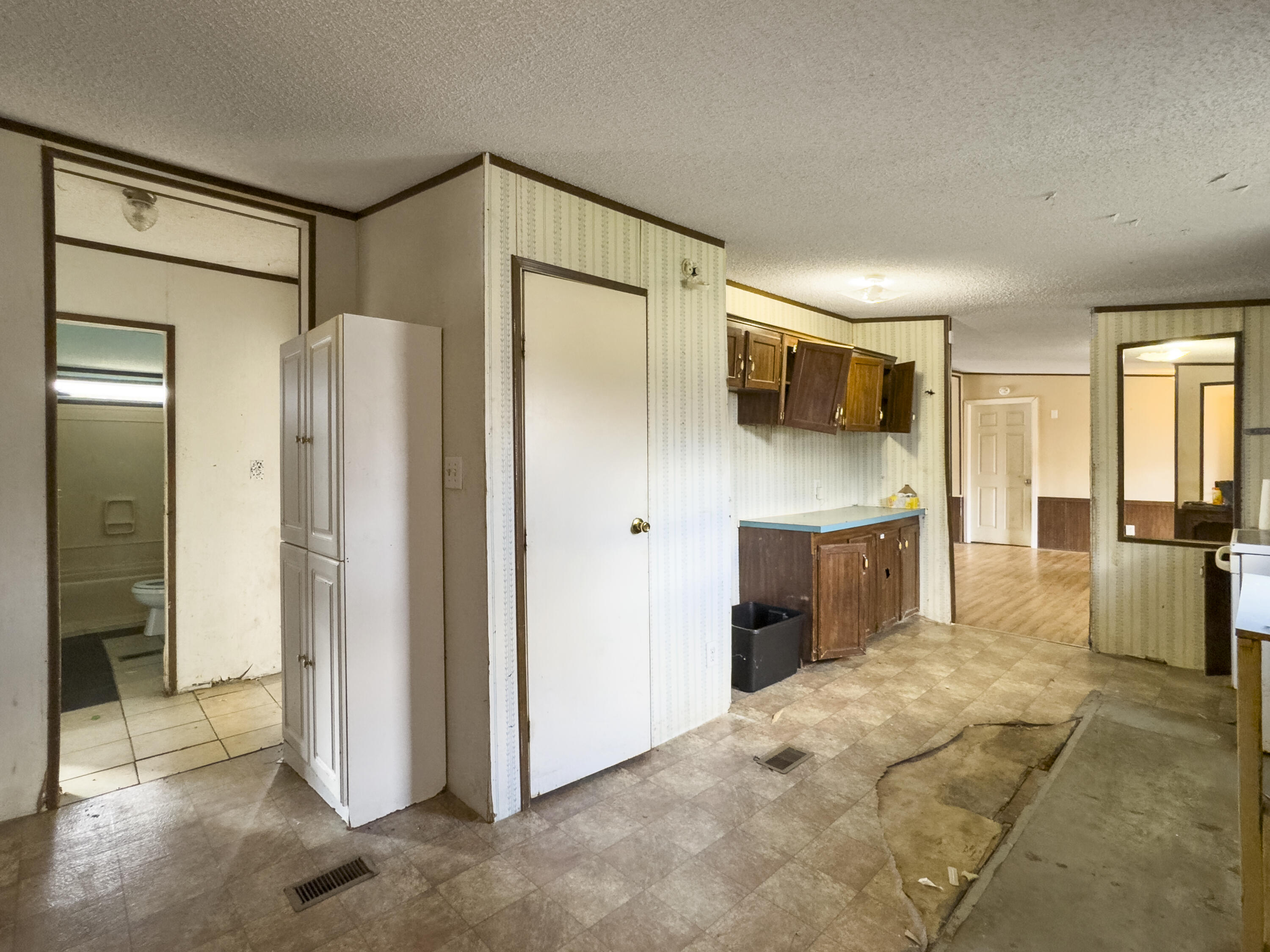 129 Farmers Market Road