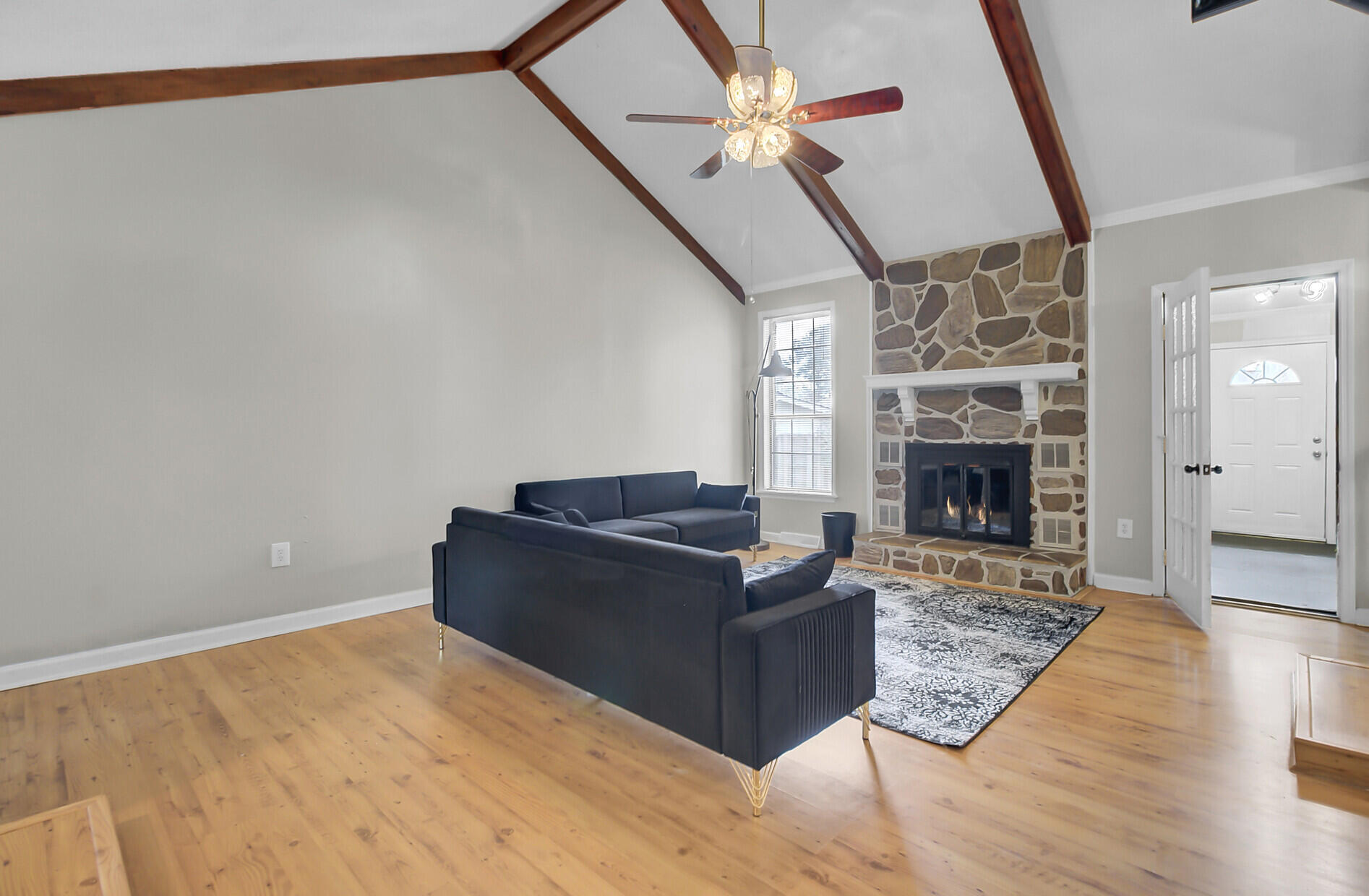 1205 Scotch Pine Lane