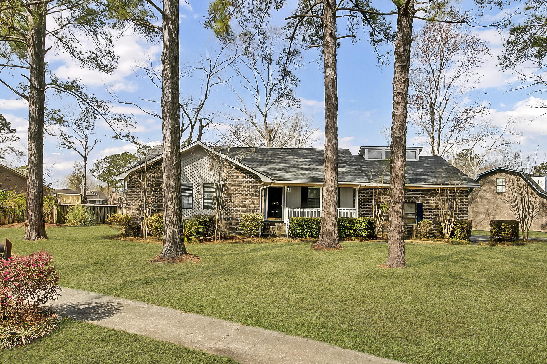 1205 Scotch Pine Lane