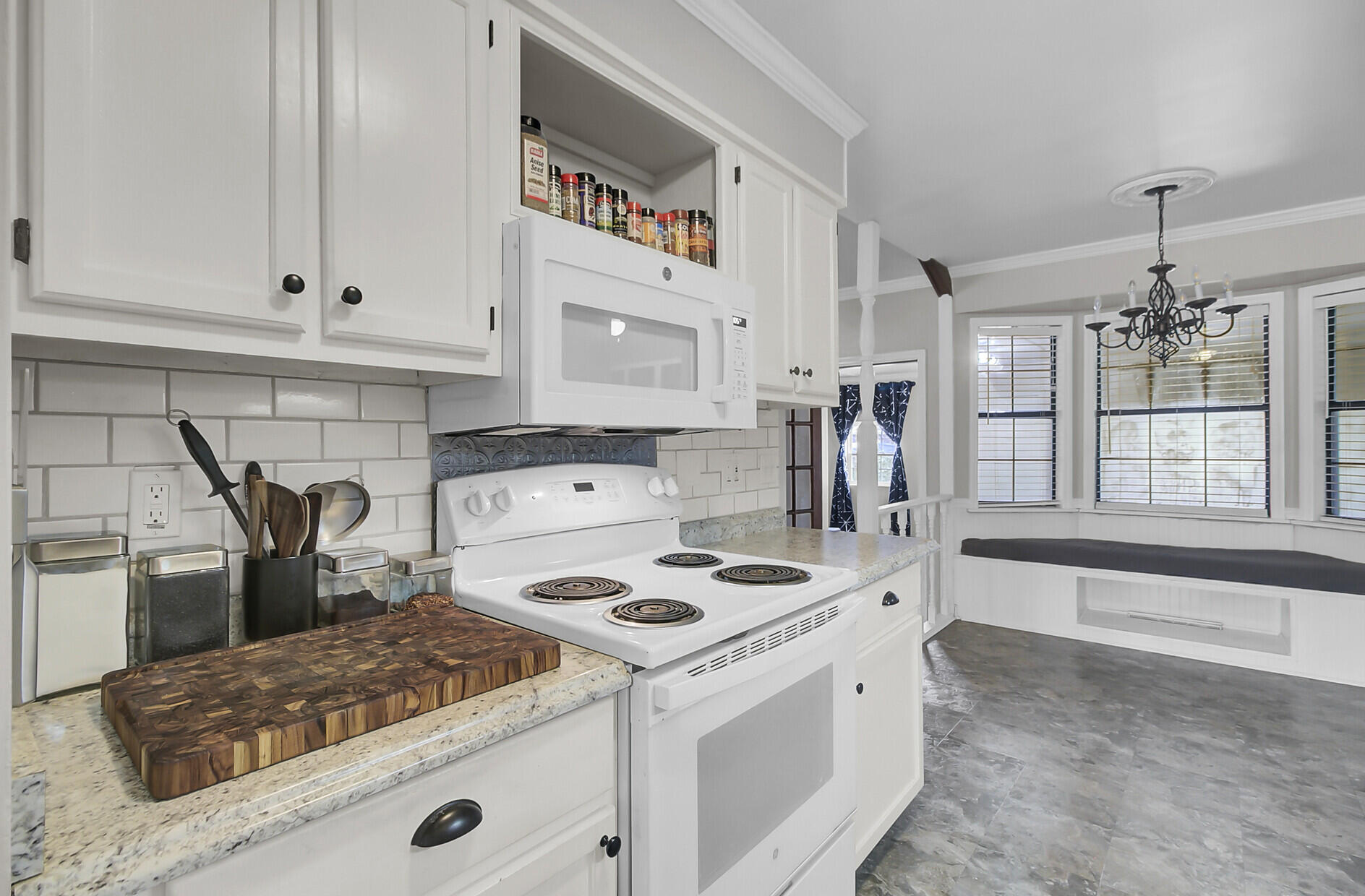 1205 Scotch Pine Lane