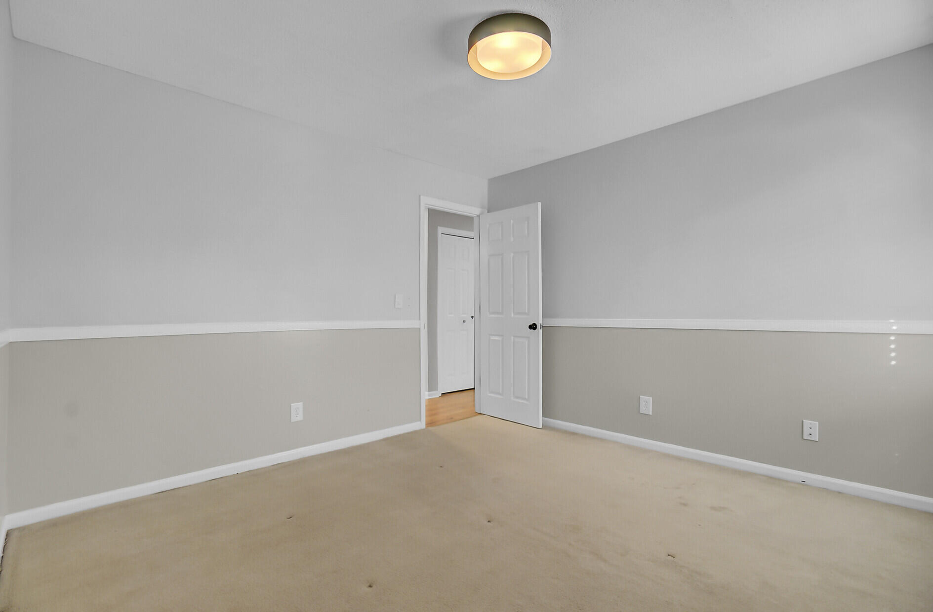 1205 Scotch Pine Lane