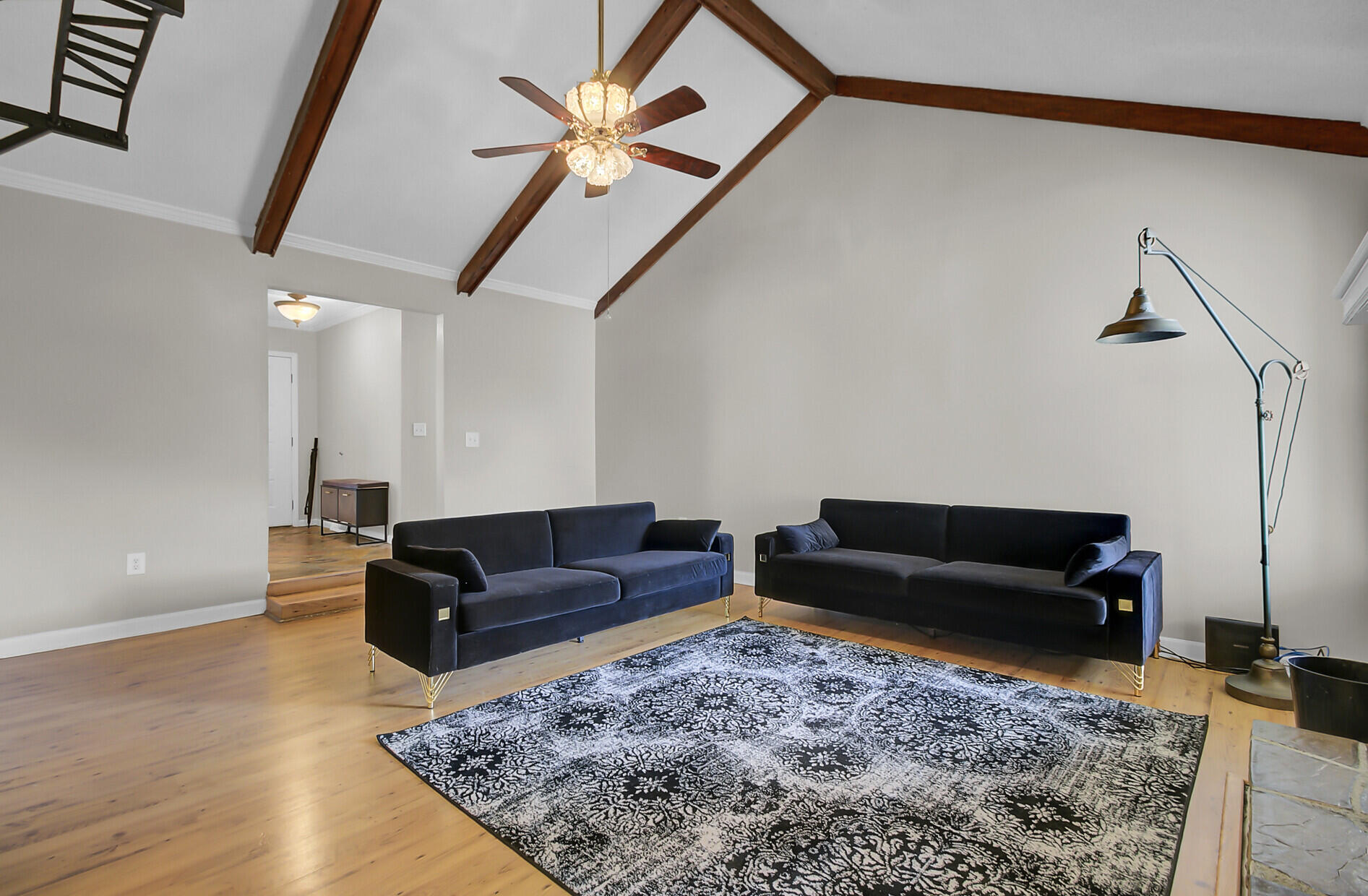 1205 Scotch Pine Lane