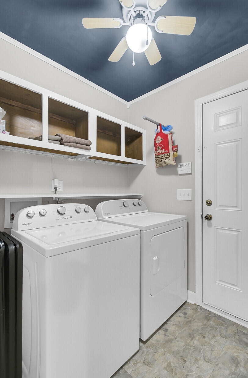 1205 Scotch Pine Lane