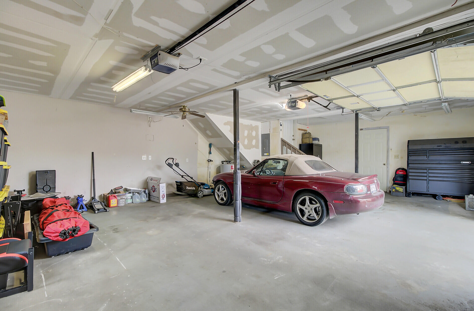 1205 Scotch Pine Lane