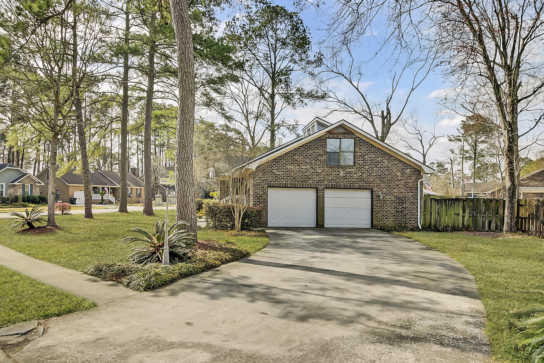 1205 Scotch Pine Lane