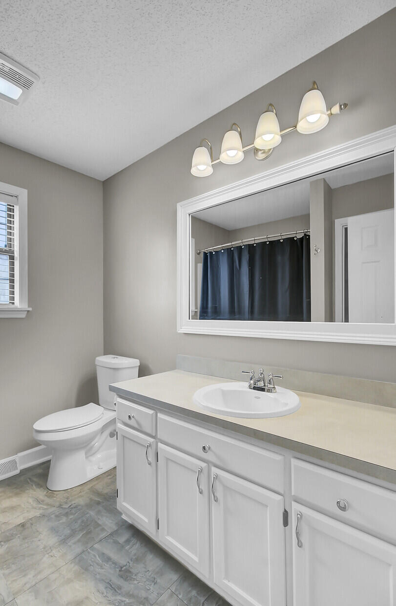 1205 Scotch Pine Lane