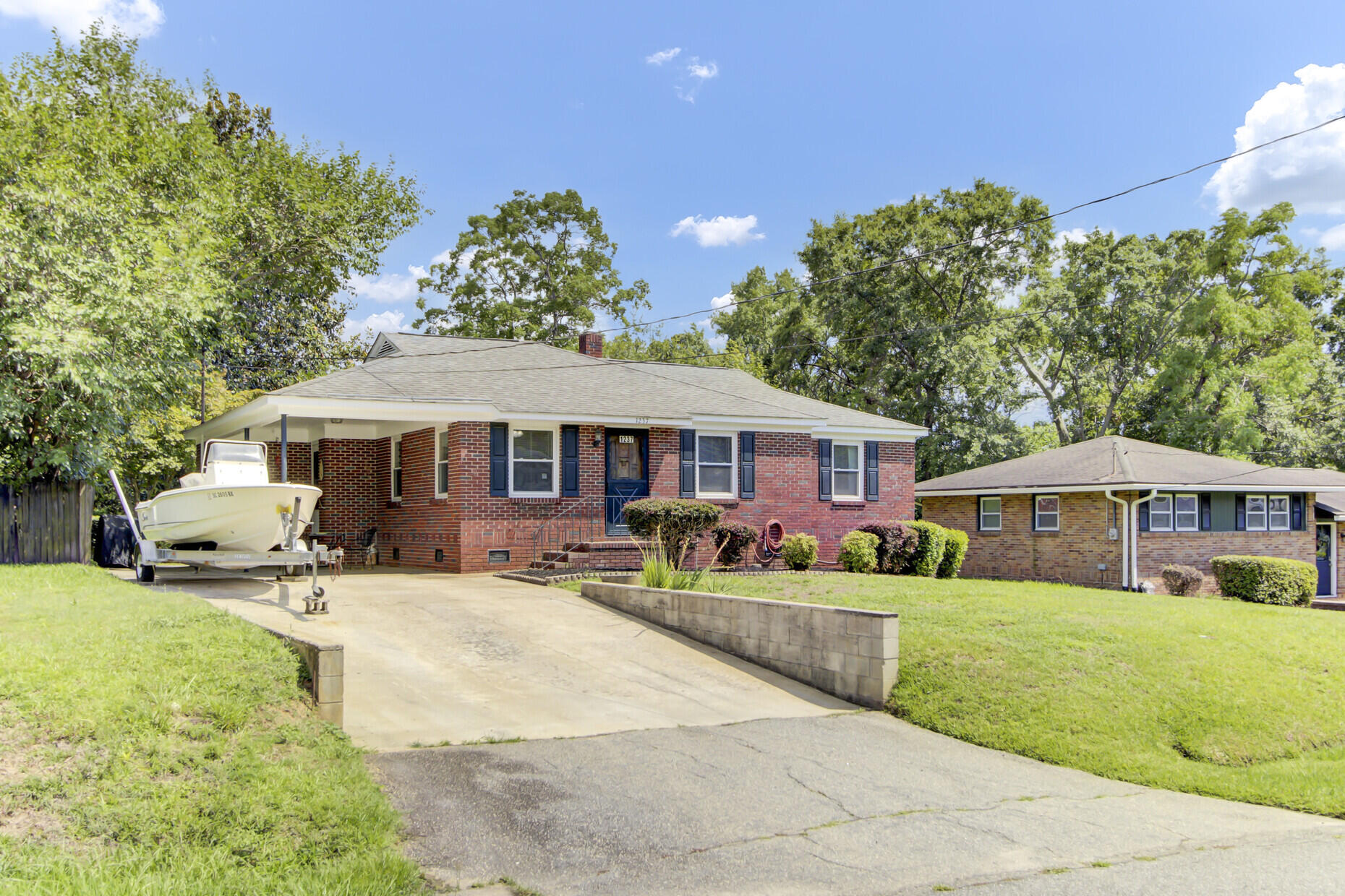 1237 Fort Drive