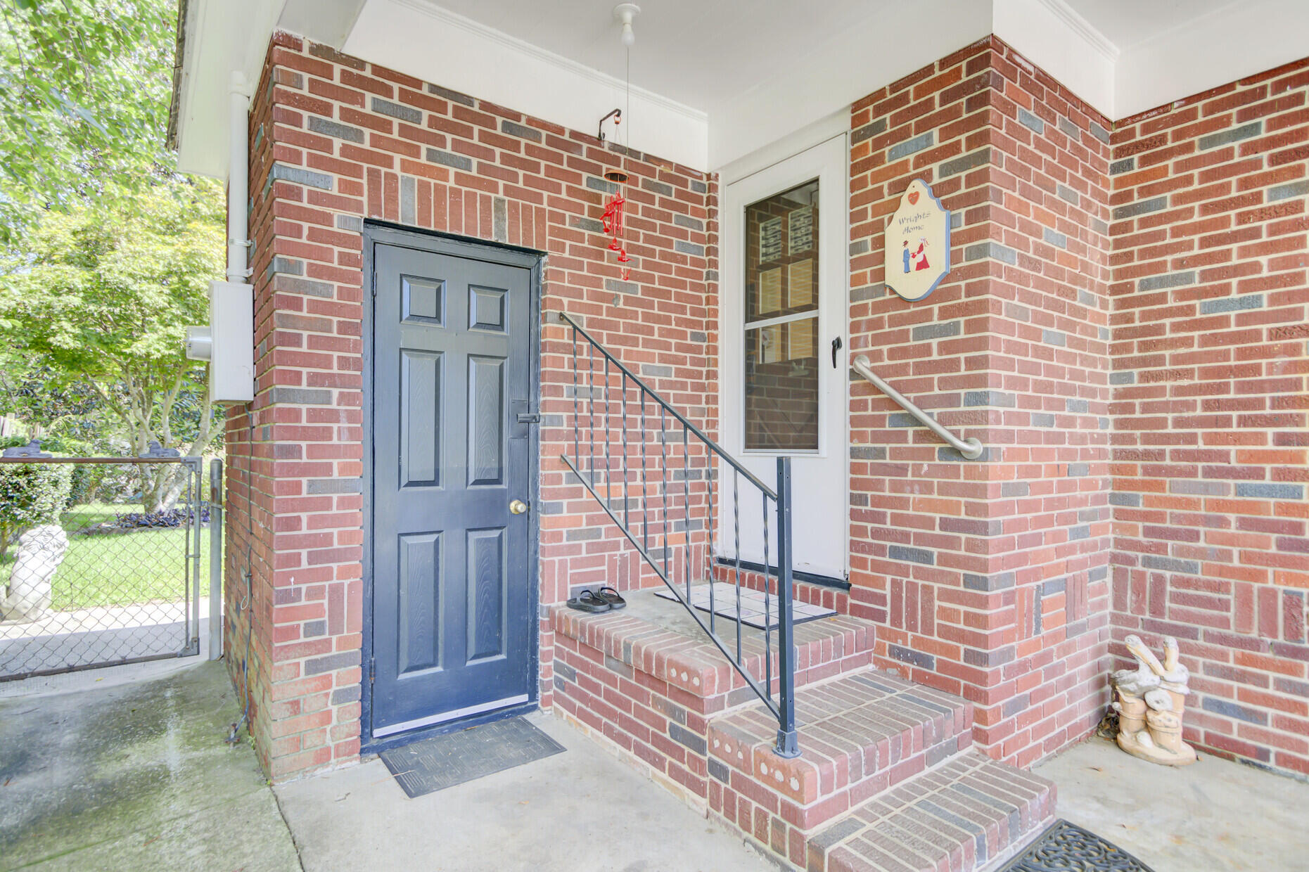 1237 Fort Drive