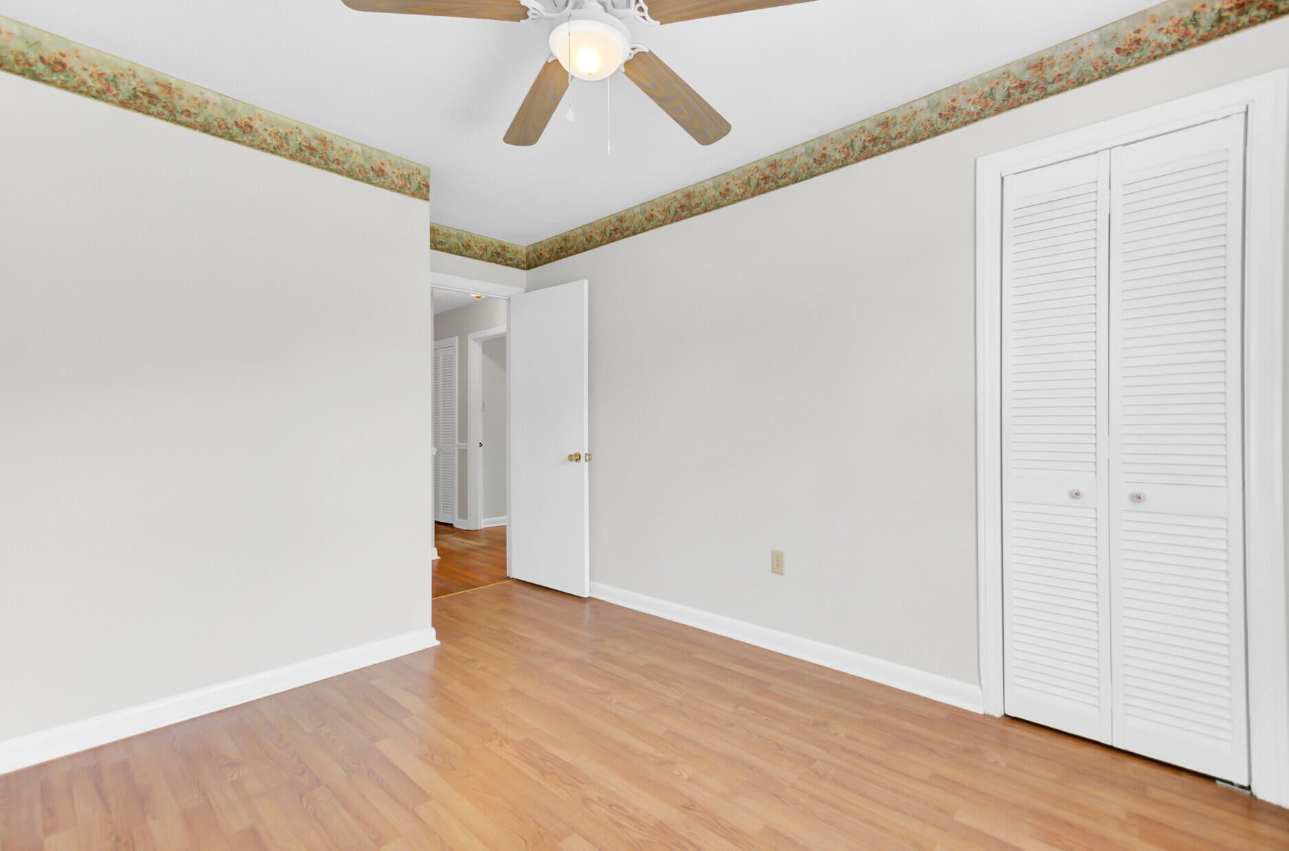 1237 Fort Drive