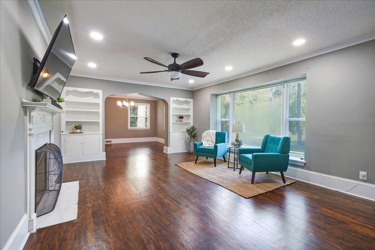 131 Club Acres Boulevard