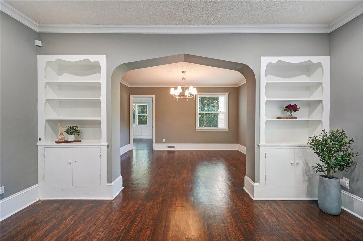 131 Club Acres Boulevard