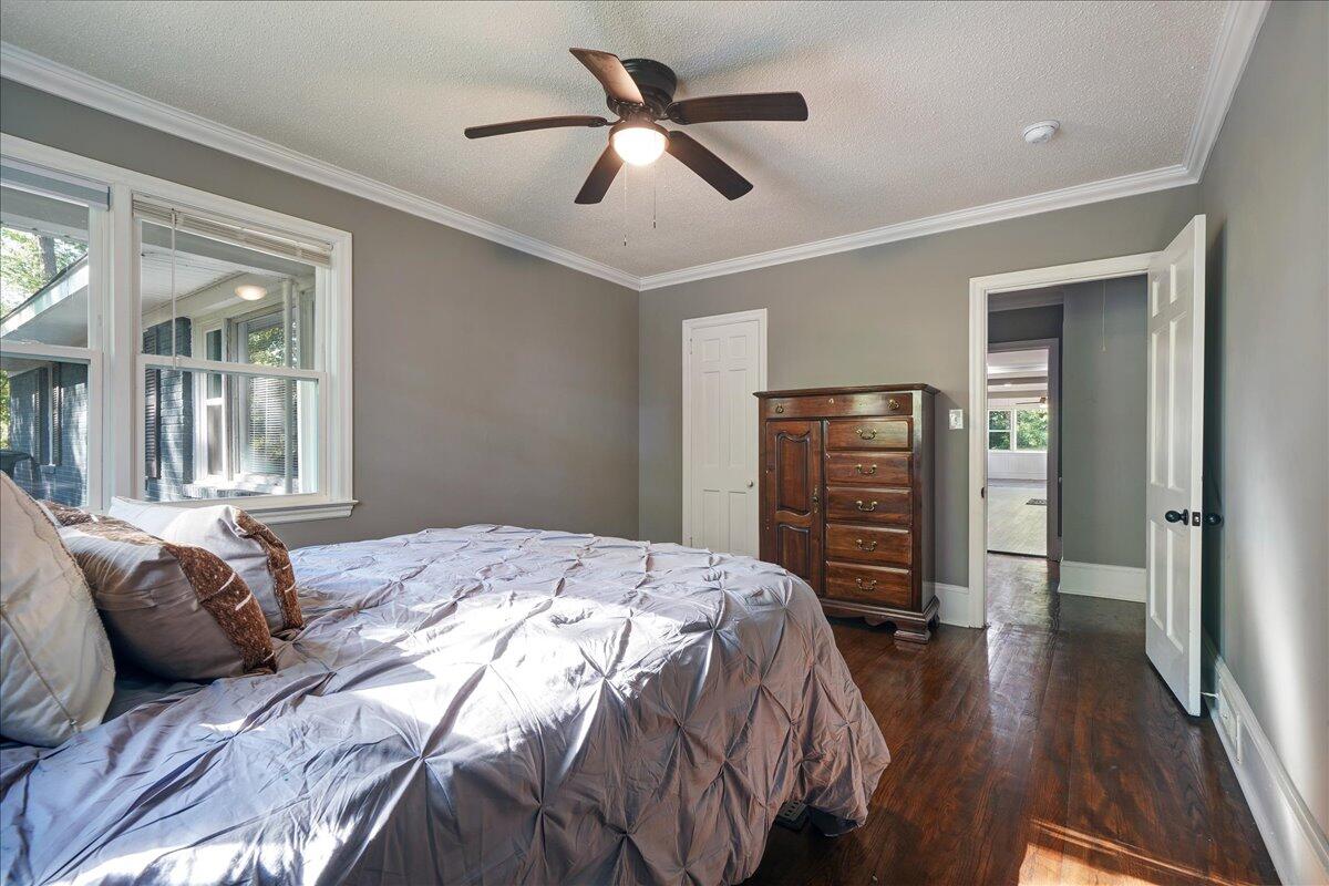 131 Club Acres Boulevard