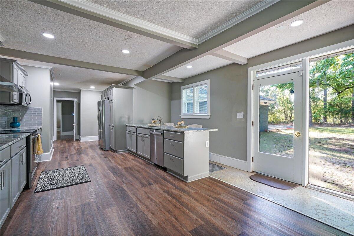 131 Club Acres Boulevard