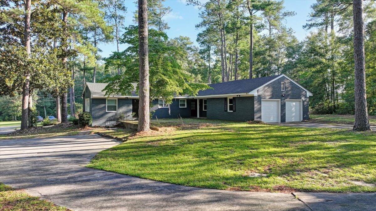131 Club Acres Boulevard