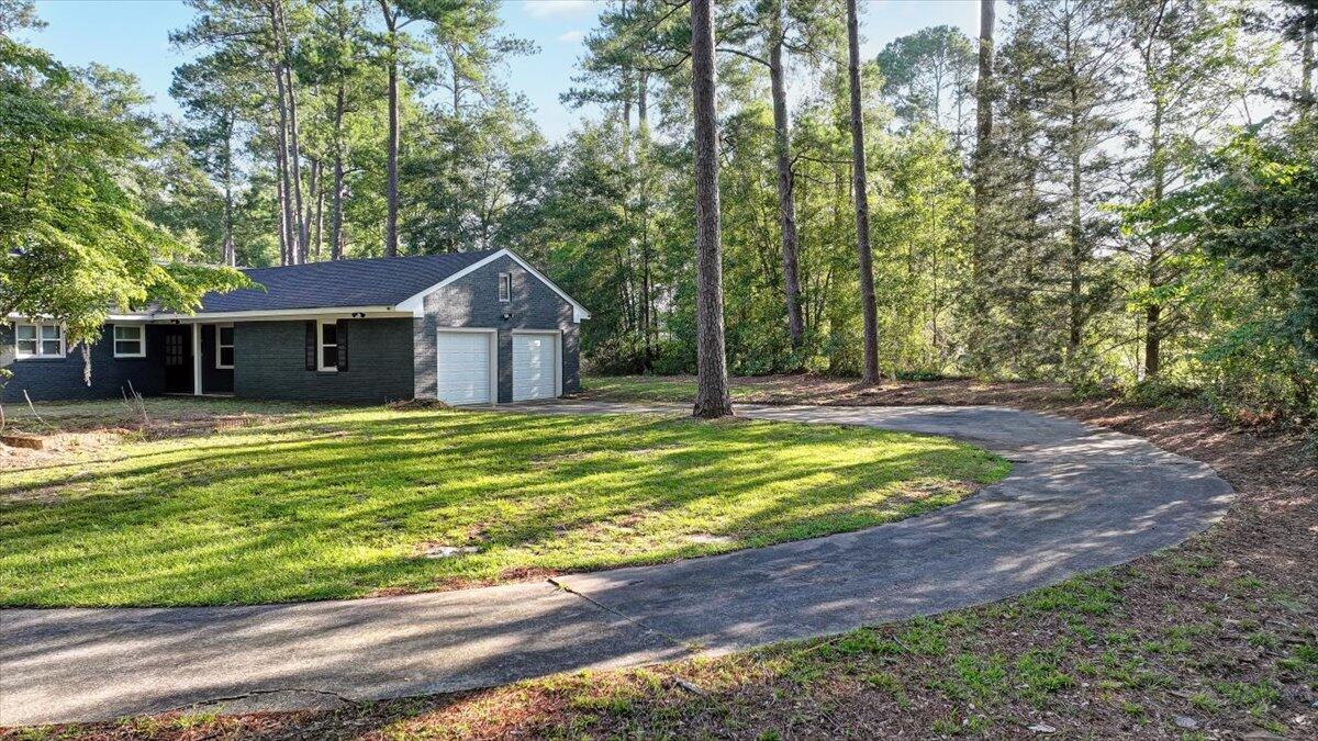 131 Club Acres Boulevard