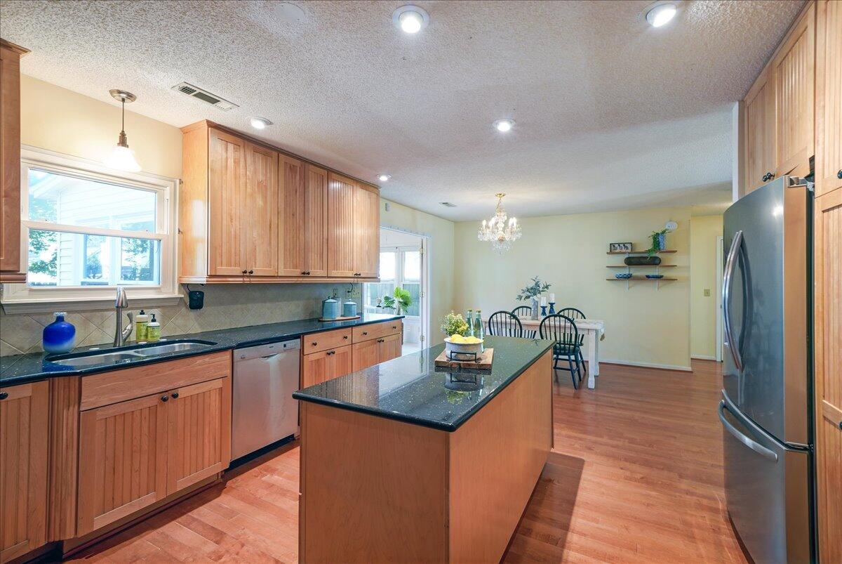 115 Saint Awdry Street