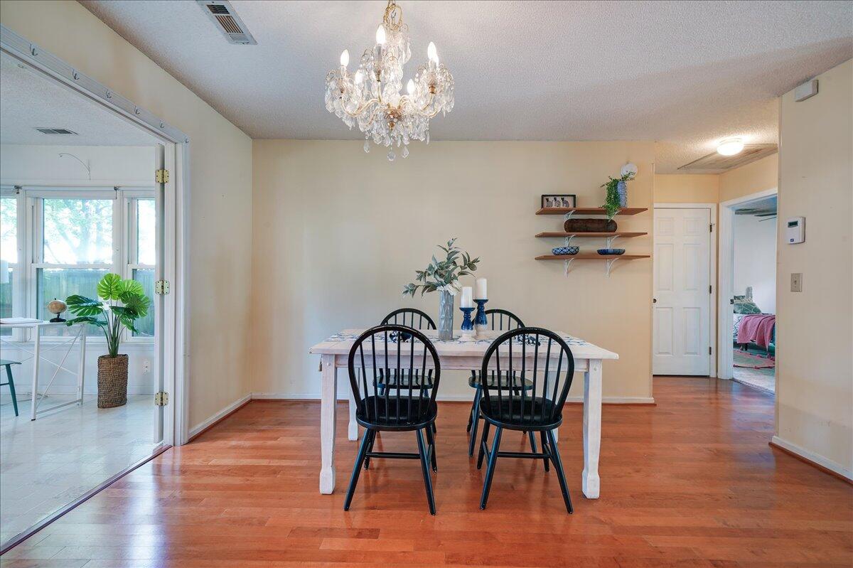 115 Saint Awdry Street