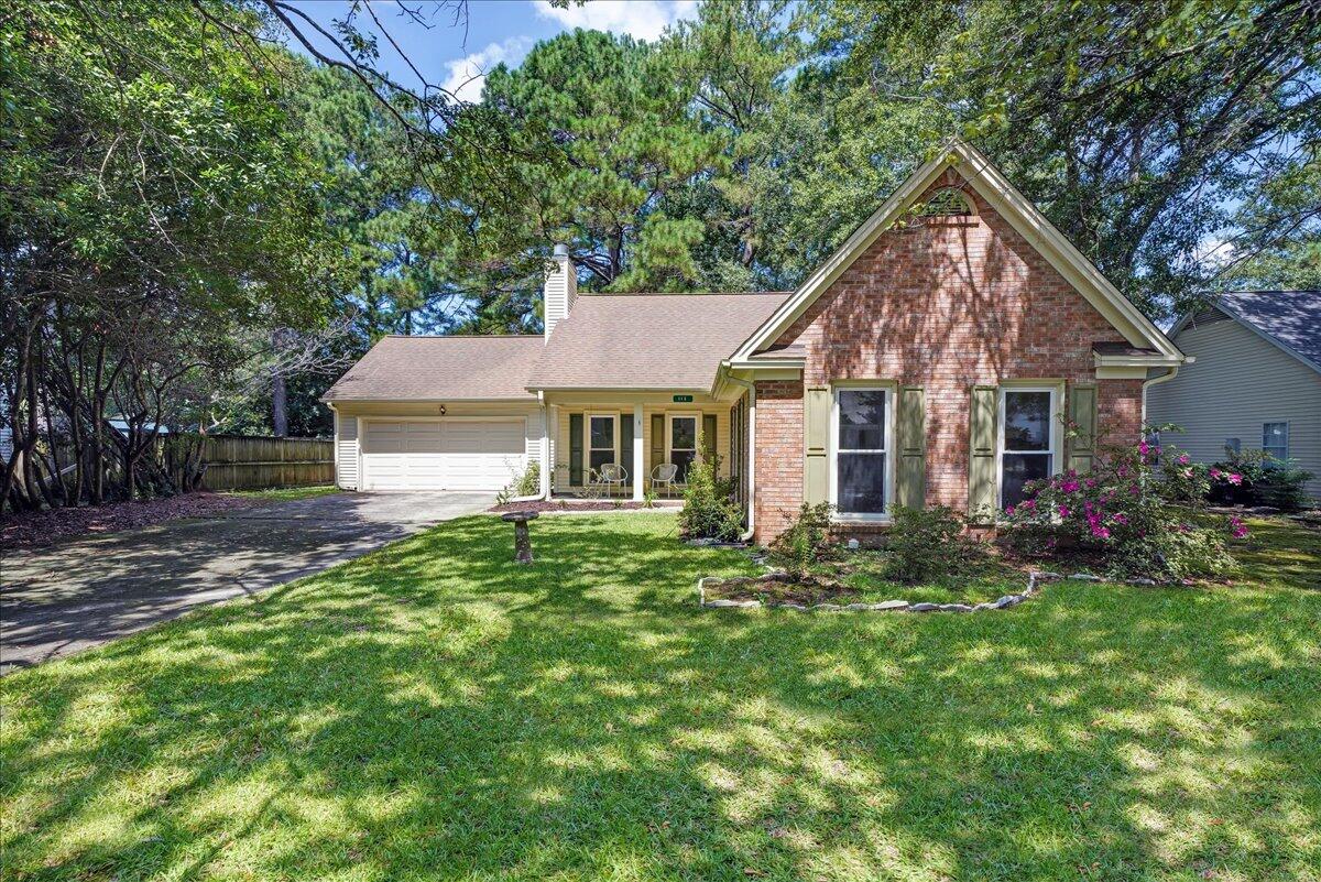 115 Saint Awdry Street
