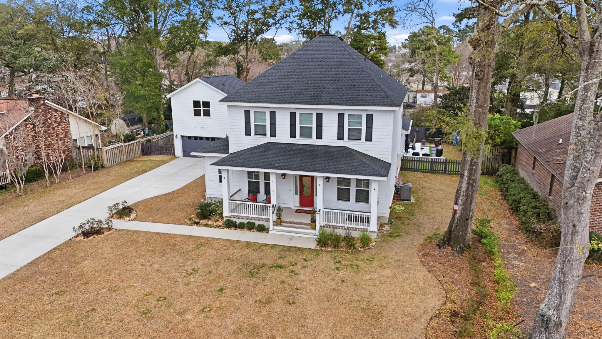 1055 Stonehenge Drive