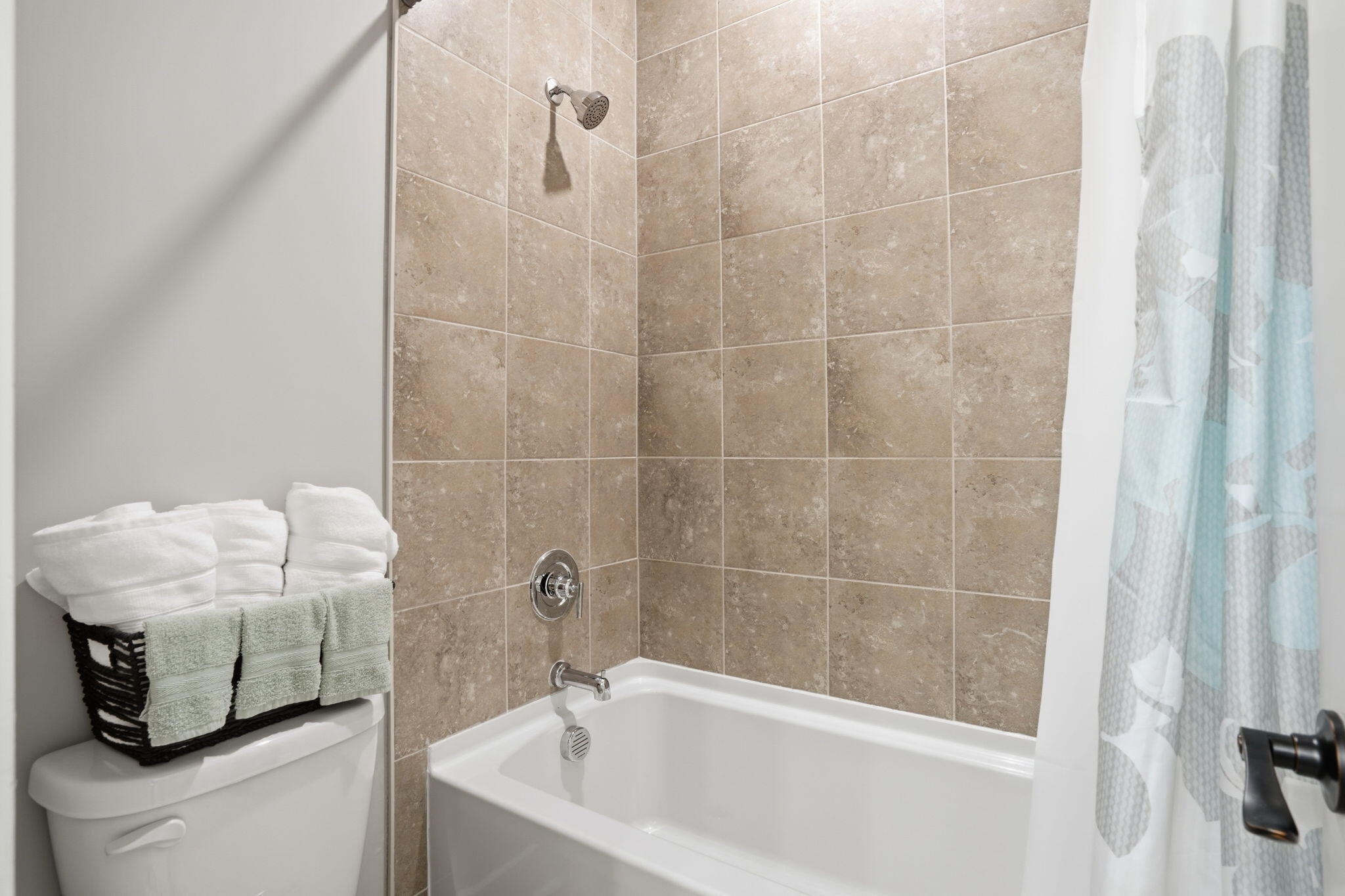 1055 Stonehenge Drive