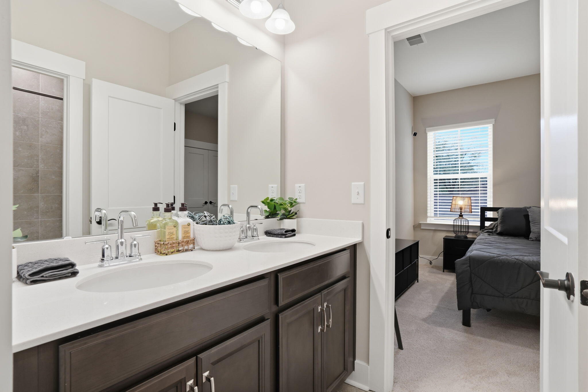 1055 Stonehenge Drive