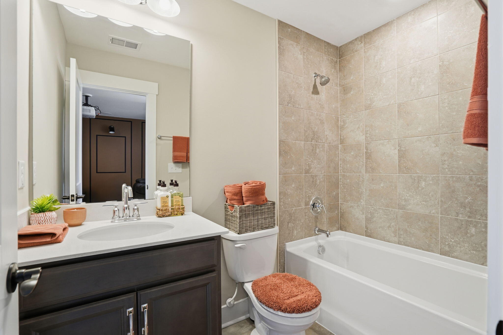 1055 Stonehenge Drive