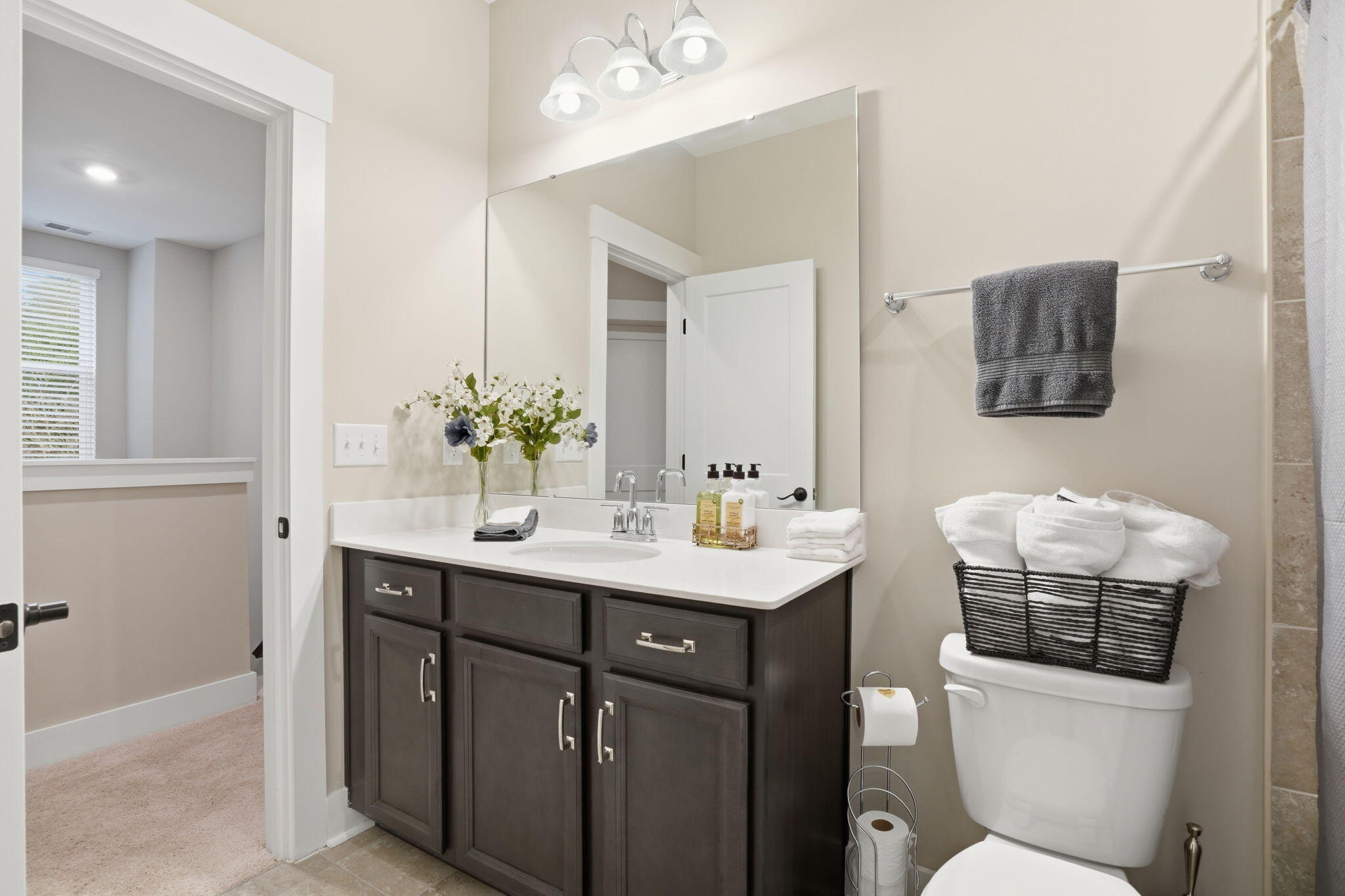 1055 Stonehenge Drive