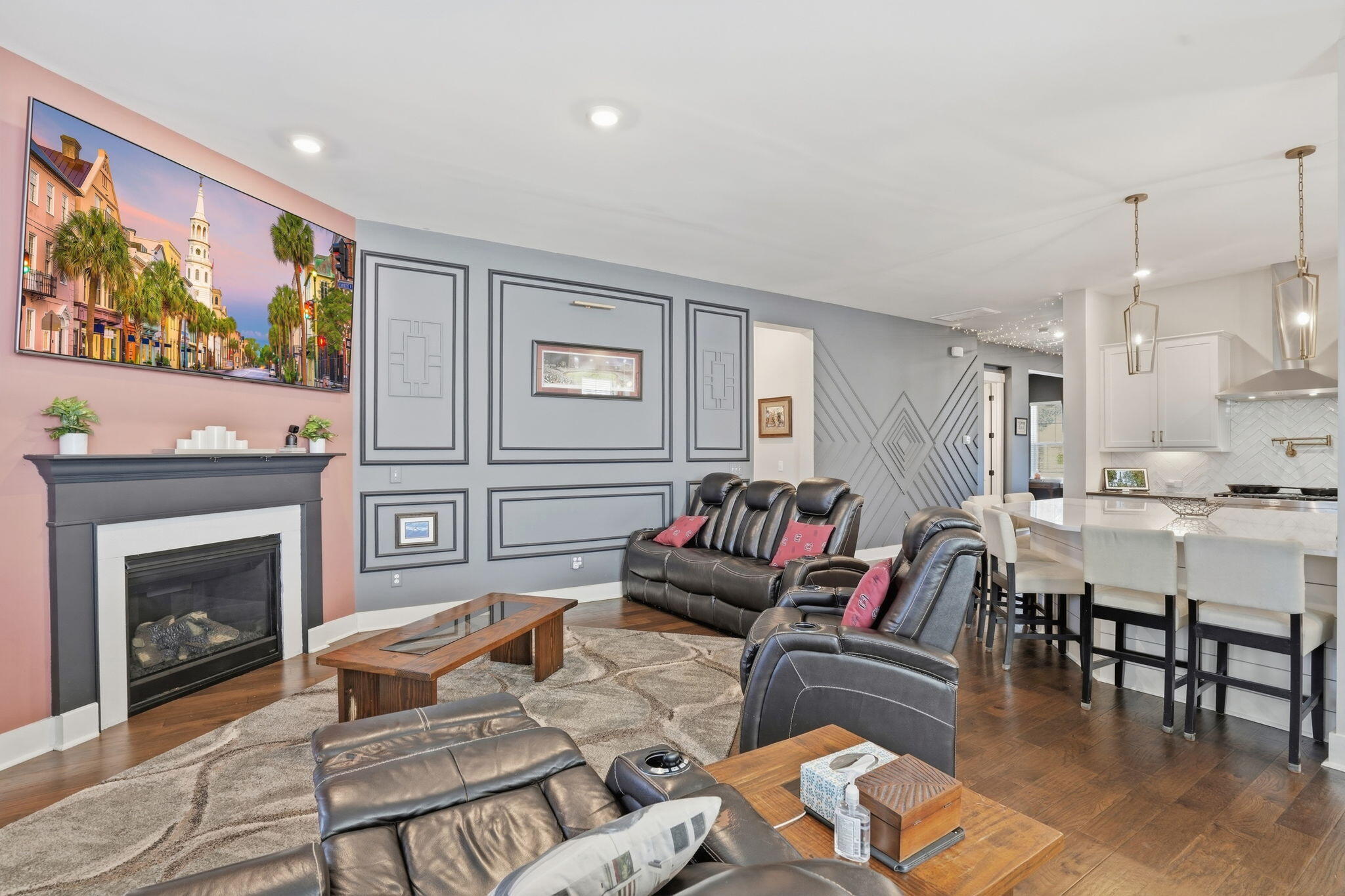 1055 Stonehenge Drive