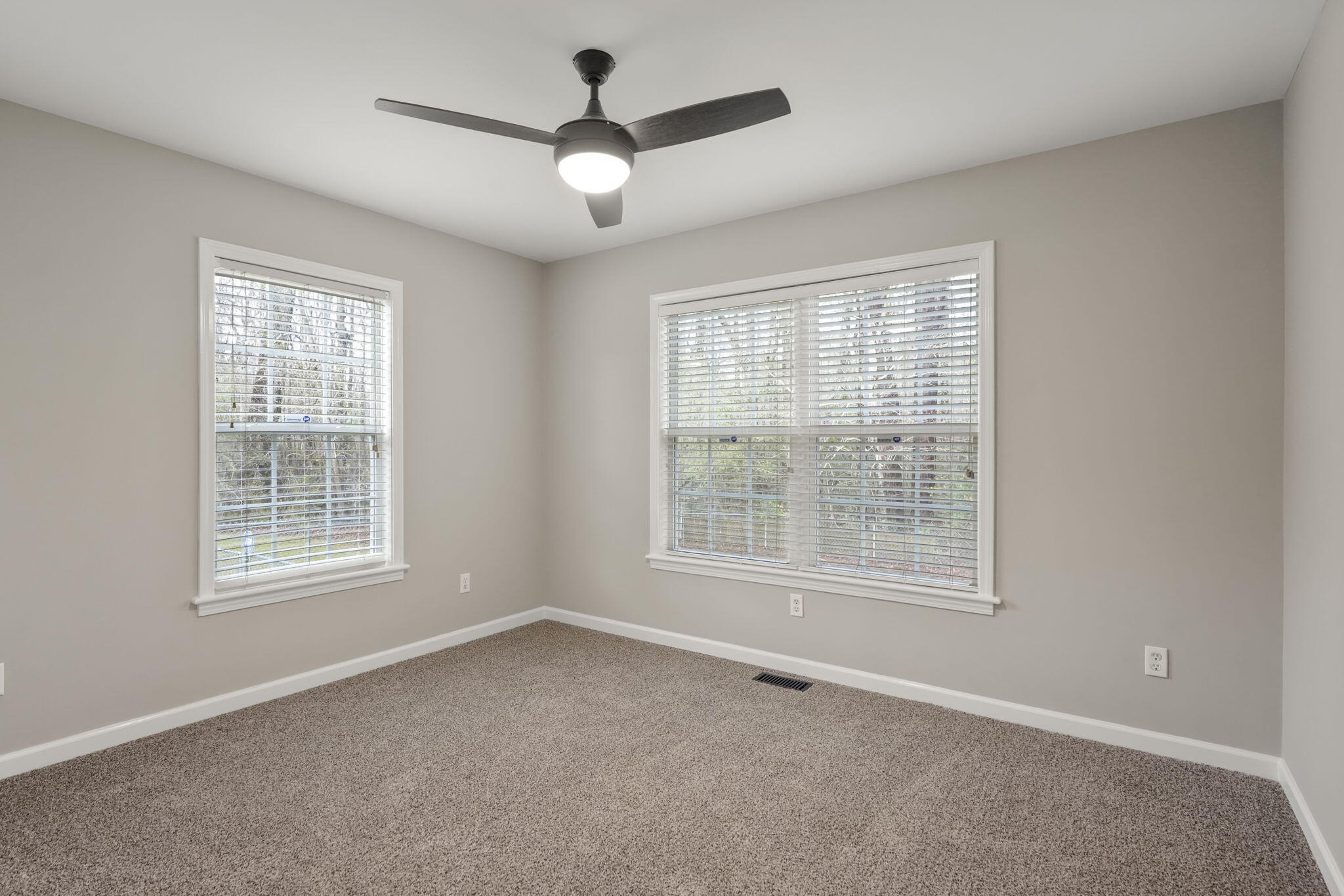 135 Litchfield Court